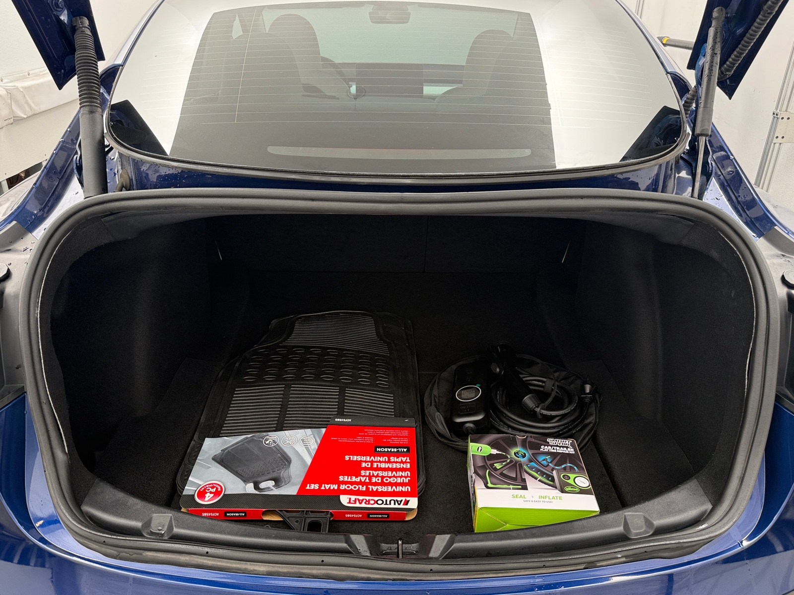 Thumbnail: 2023 Tesla Model 3 - 6