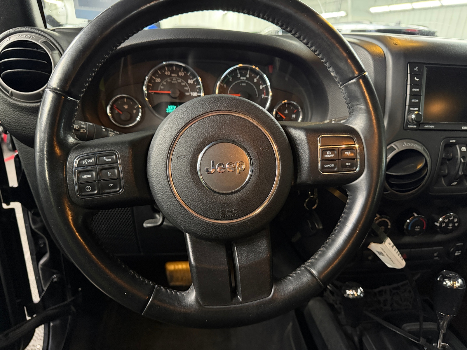 Thumbnail: 2017 Jeep Wrangler - 5