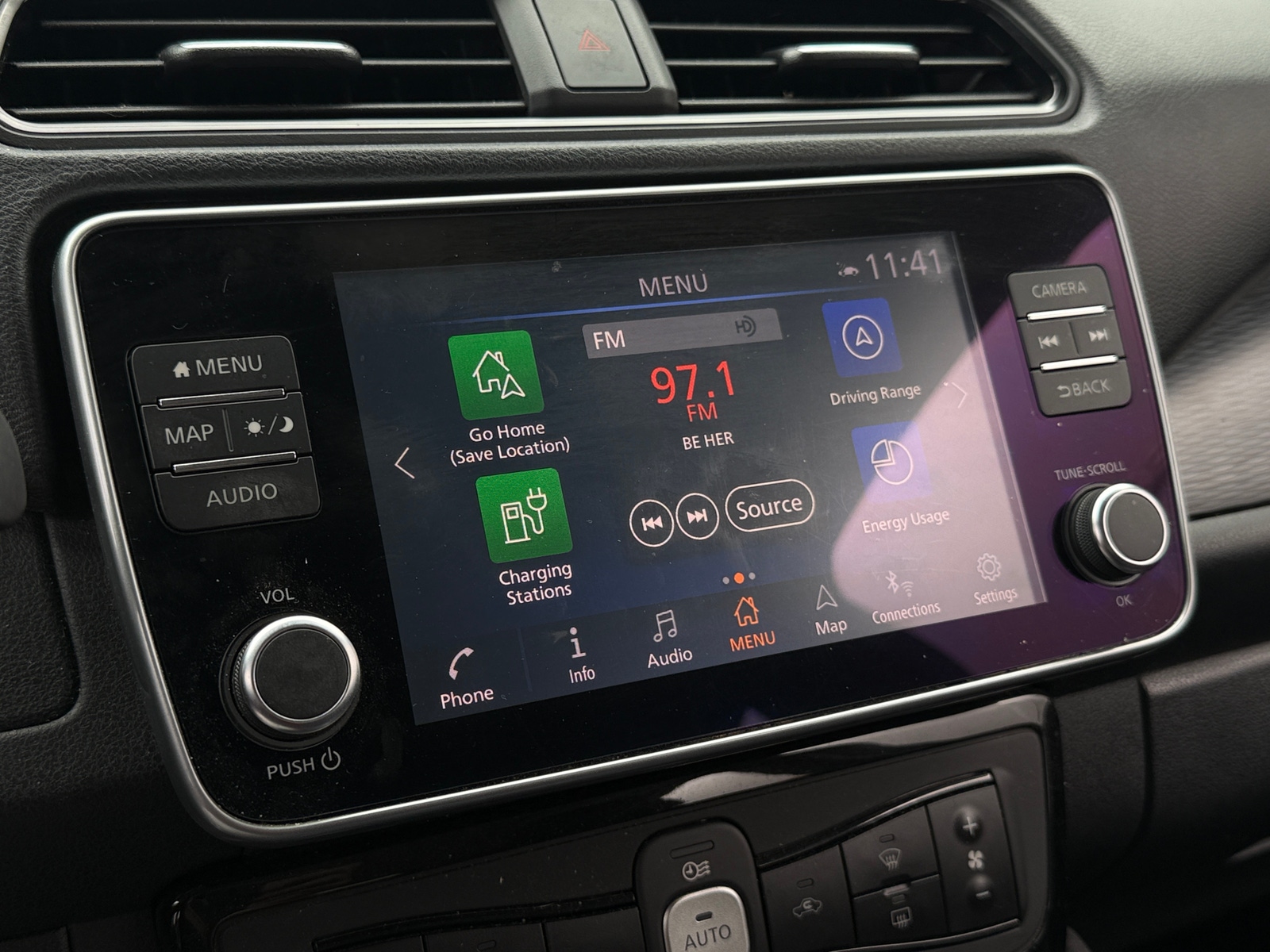 Thumbnail: 2020 Nissan Leaf - 4