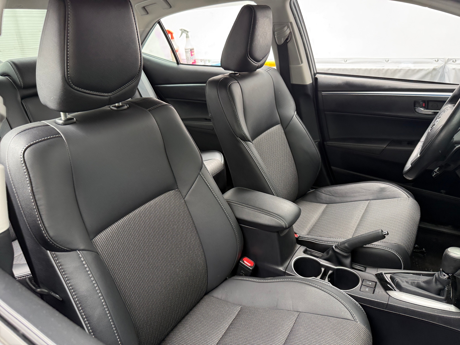 Thumbnail: 2015 Toyota Corolla - 2