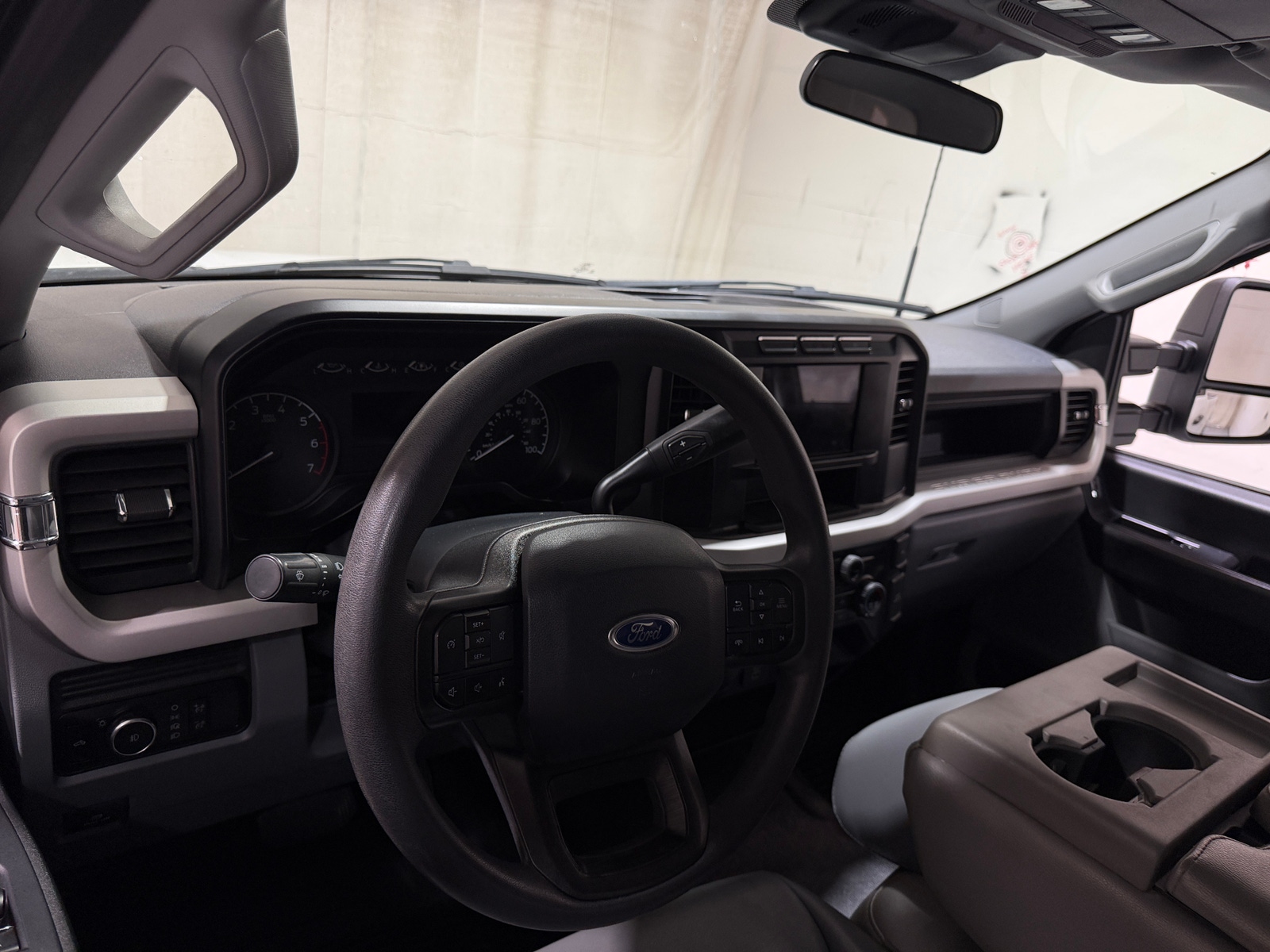 Thumbnail: 2023 Ford Econoline - 3