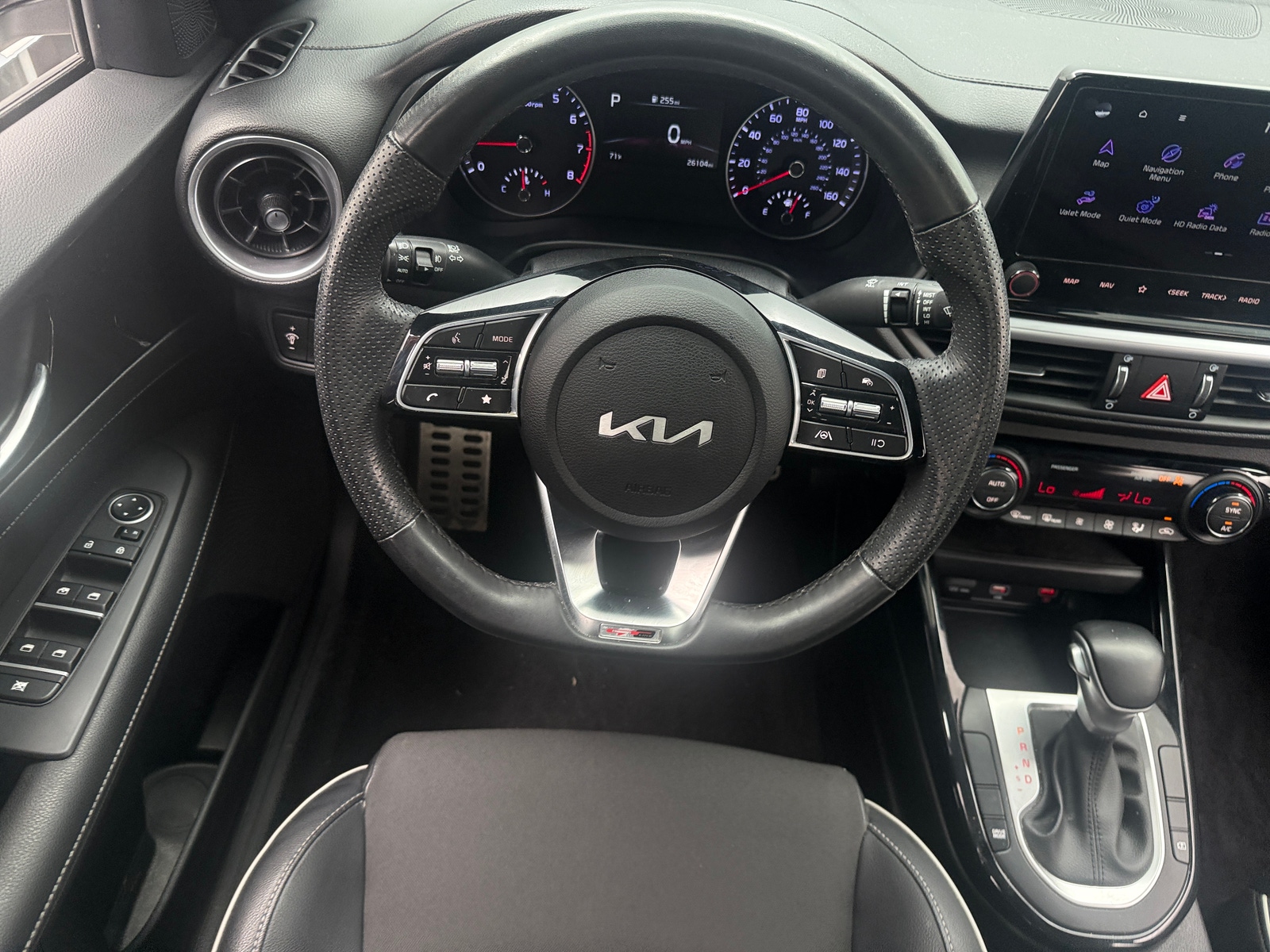Thumbnail: 2023 Kia Forte - 4