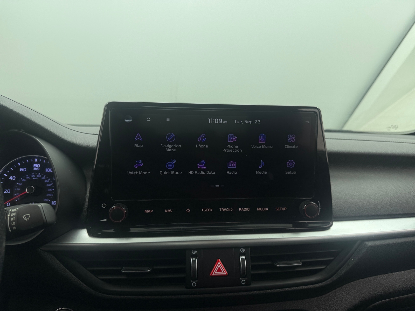 Thumbnail: 2023 Kia Forte - 3