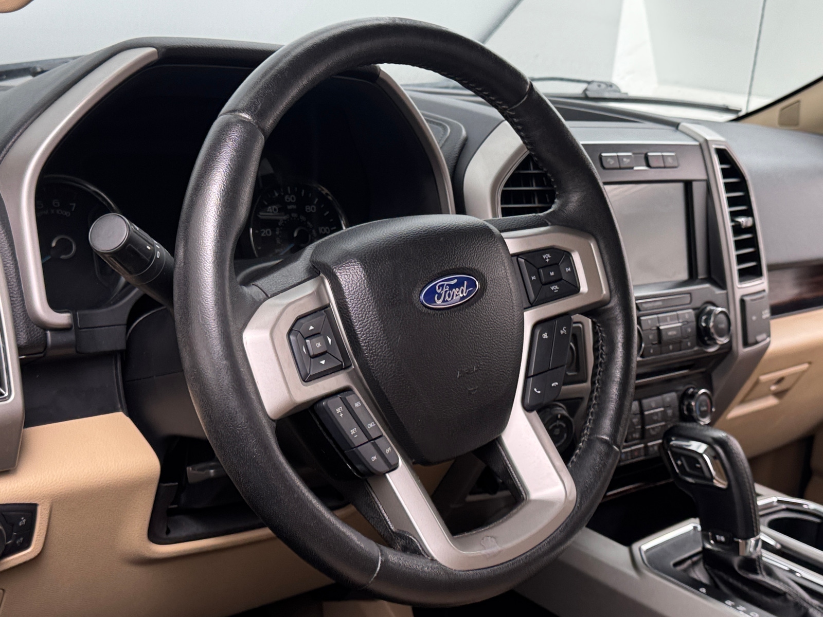 Thumbnail: 2017 Ford Econoline - 4
