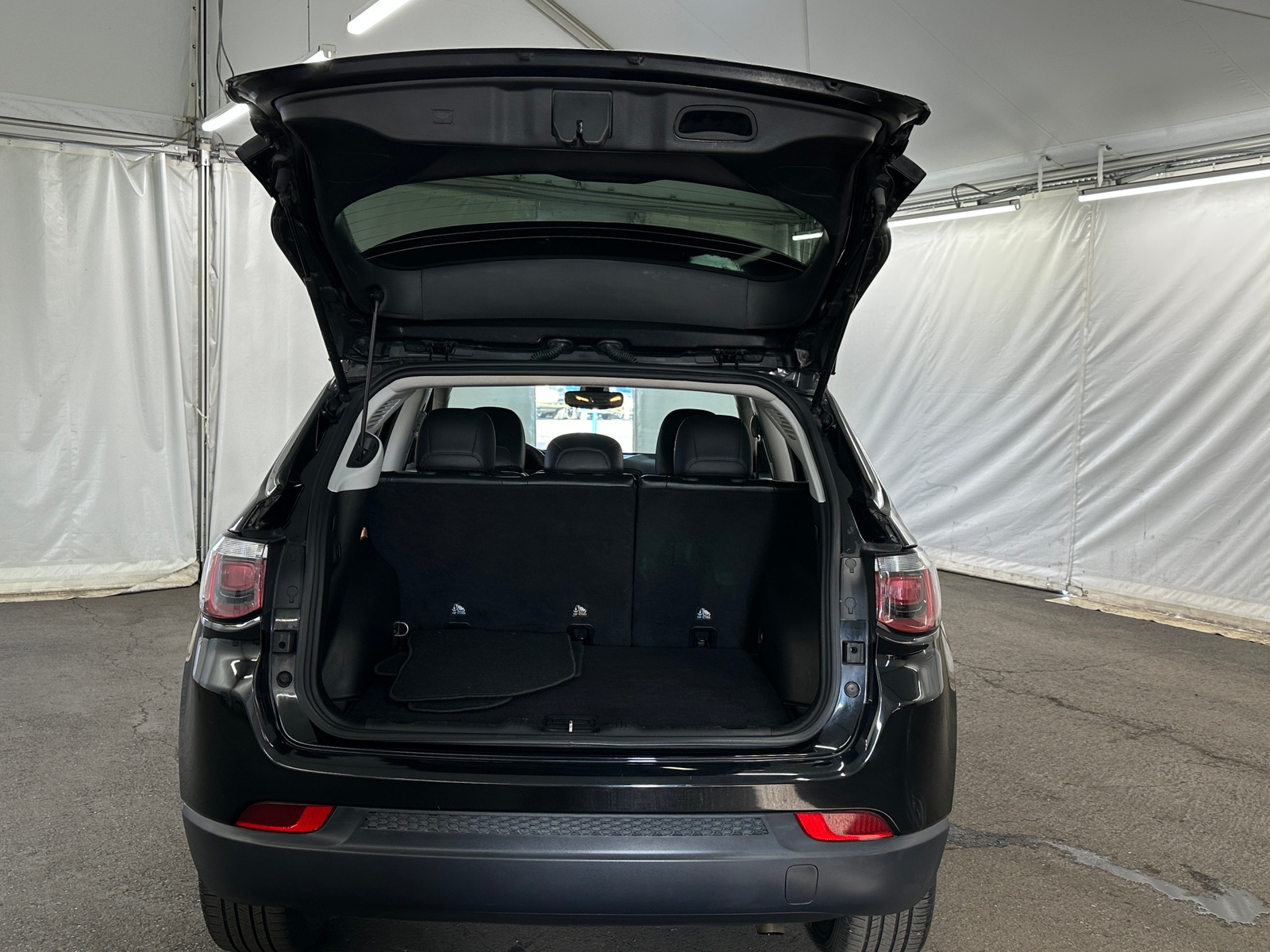 Thumbnail: 2018 Jeep Compass - 7
