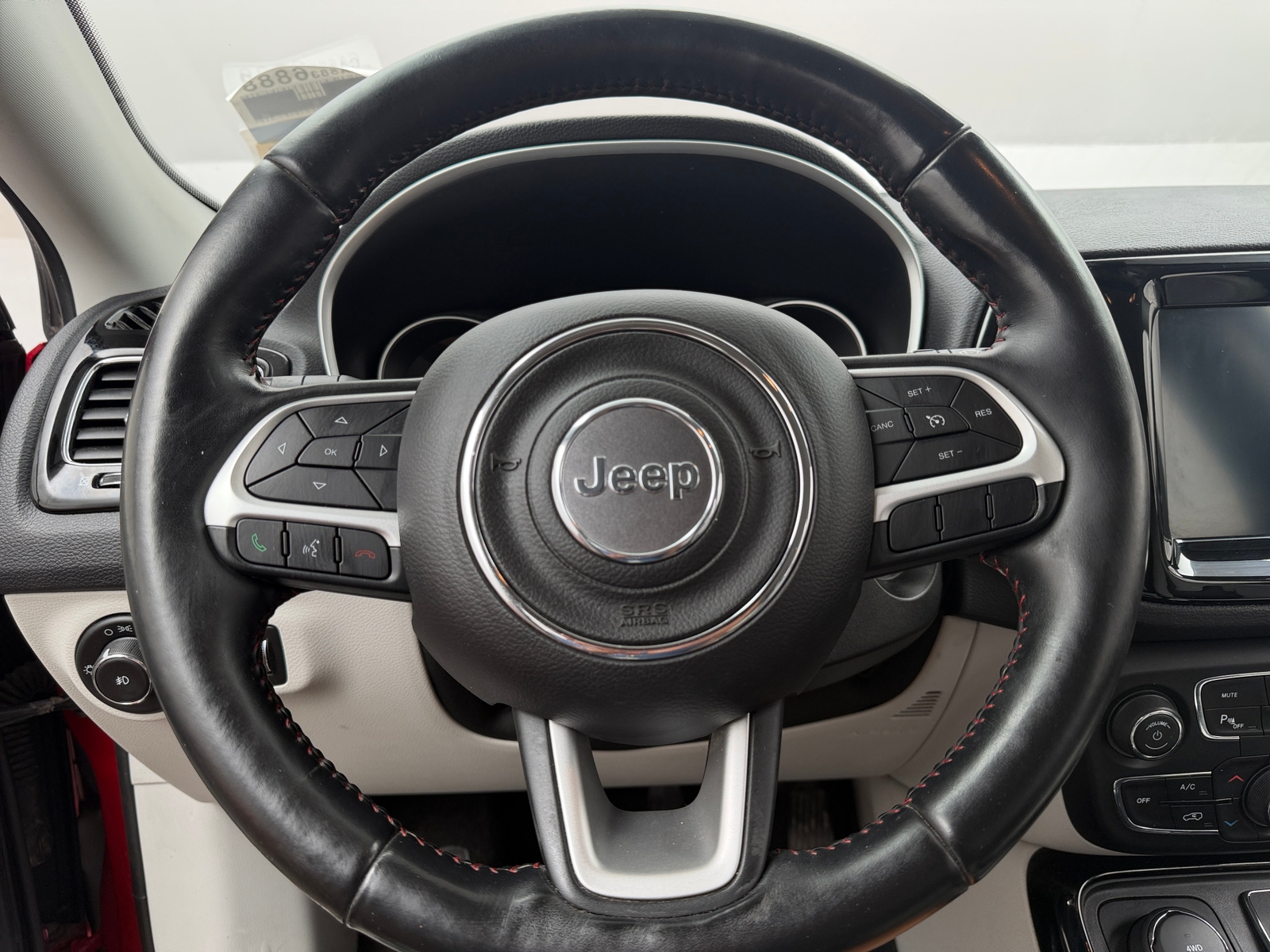 Thumbnail: 2018 Jeep Compass - 4