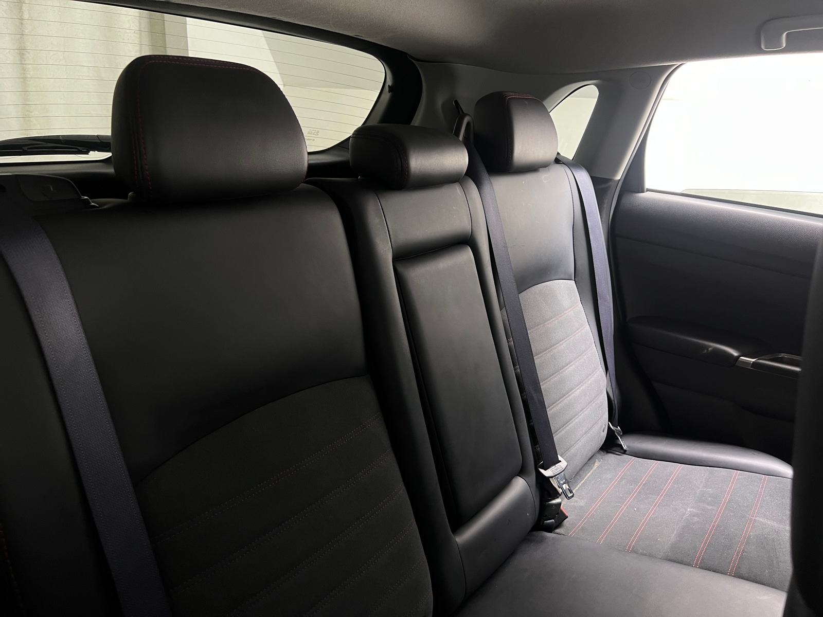Thumbnail: 2024 Mitsubishi Outlander Sport - 6