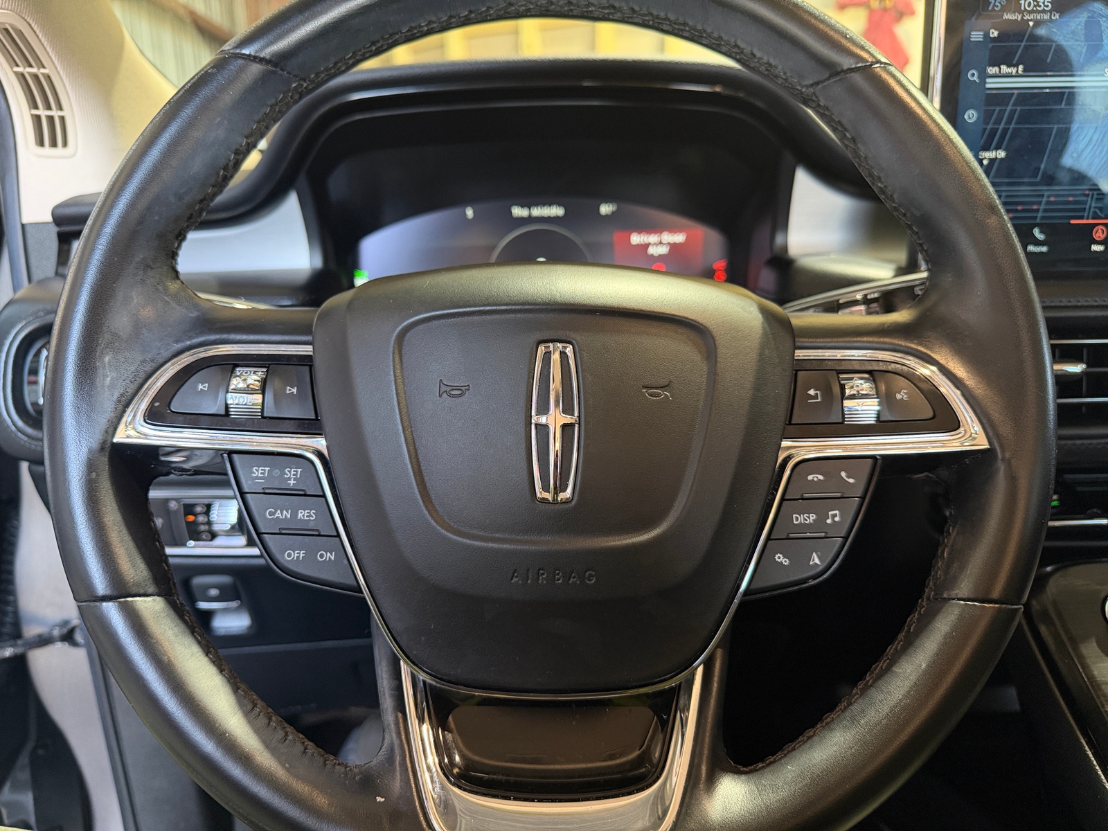 Thumbnail: 2021 Lincoln Nautilus - 4