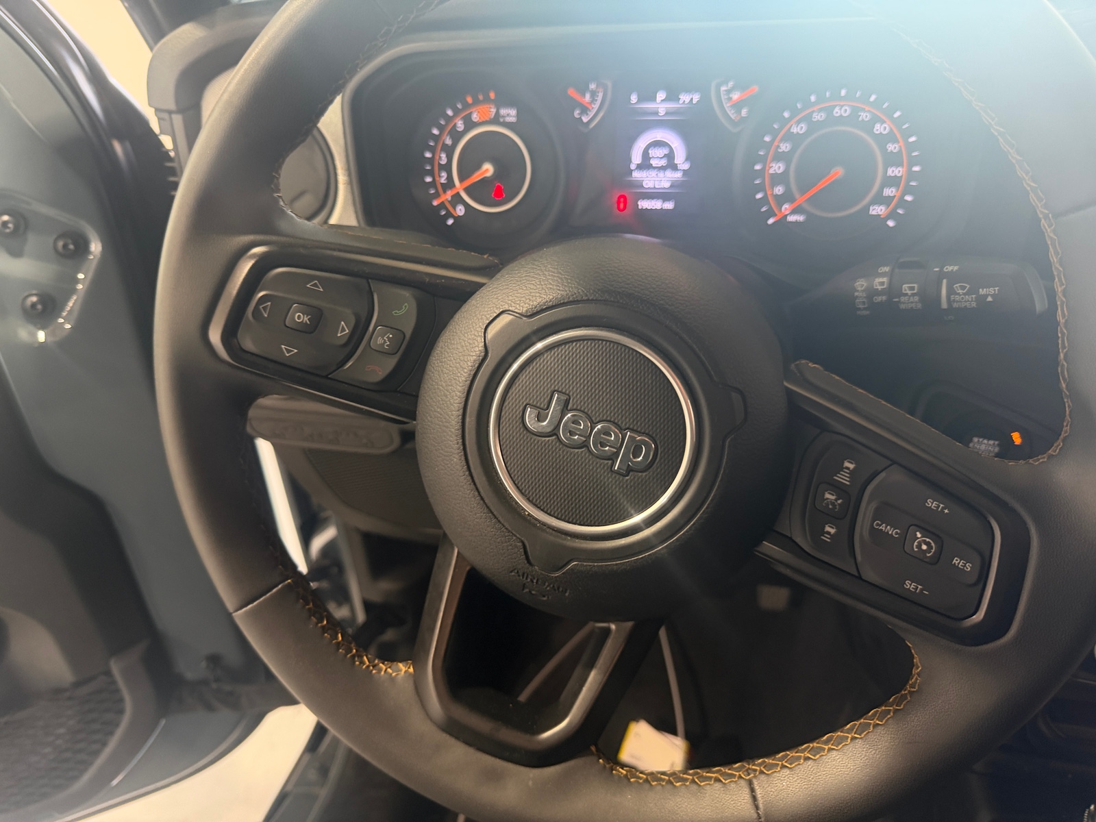 Thumbnail: 2024 Jeep Wrangler - 5