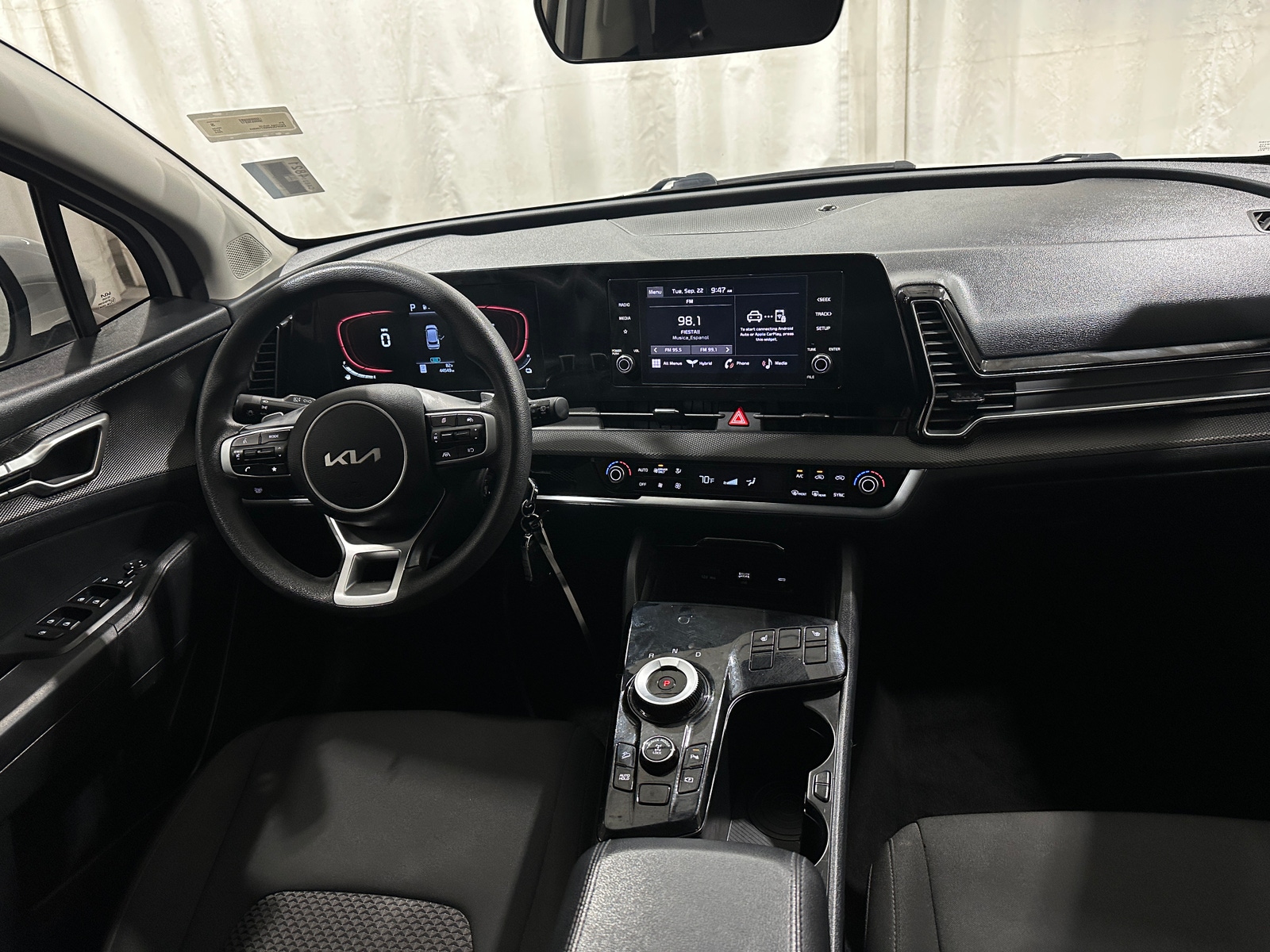 Thumbnail: 2024 Kia Sportage - 3