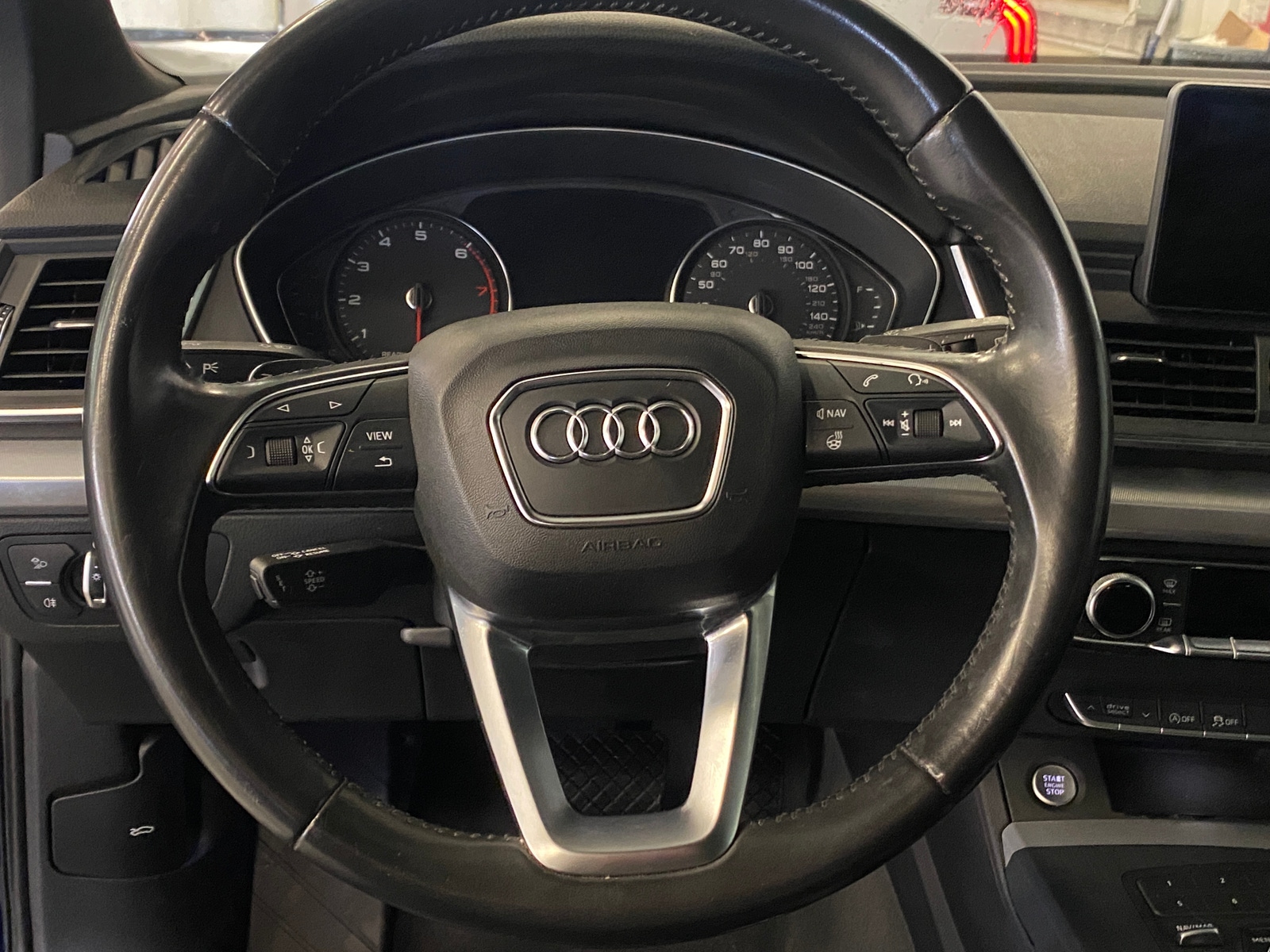 Thumbnail: 2020 Audi Q5 - 5