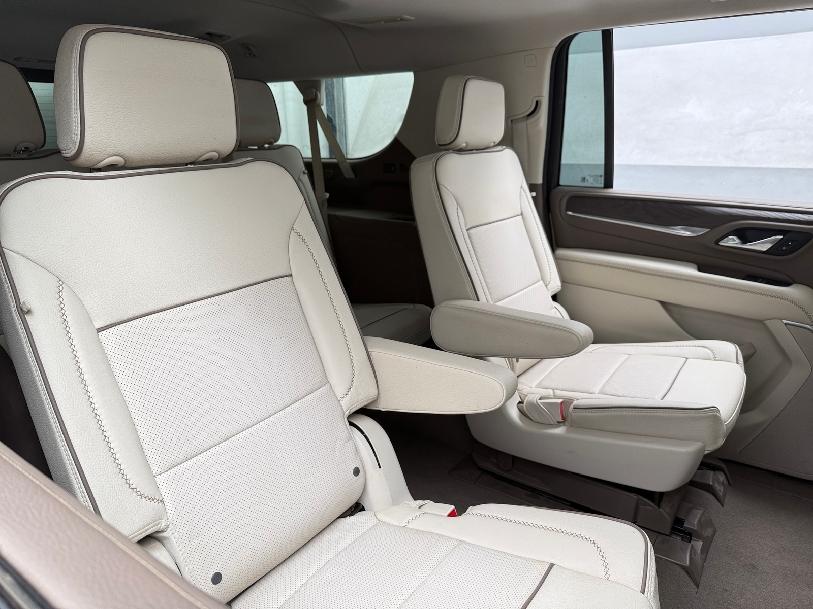 Thumbnail: 2023 GMC Yukon XL - 5