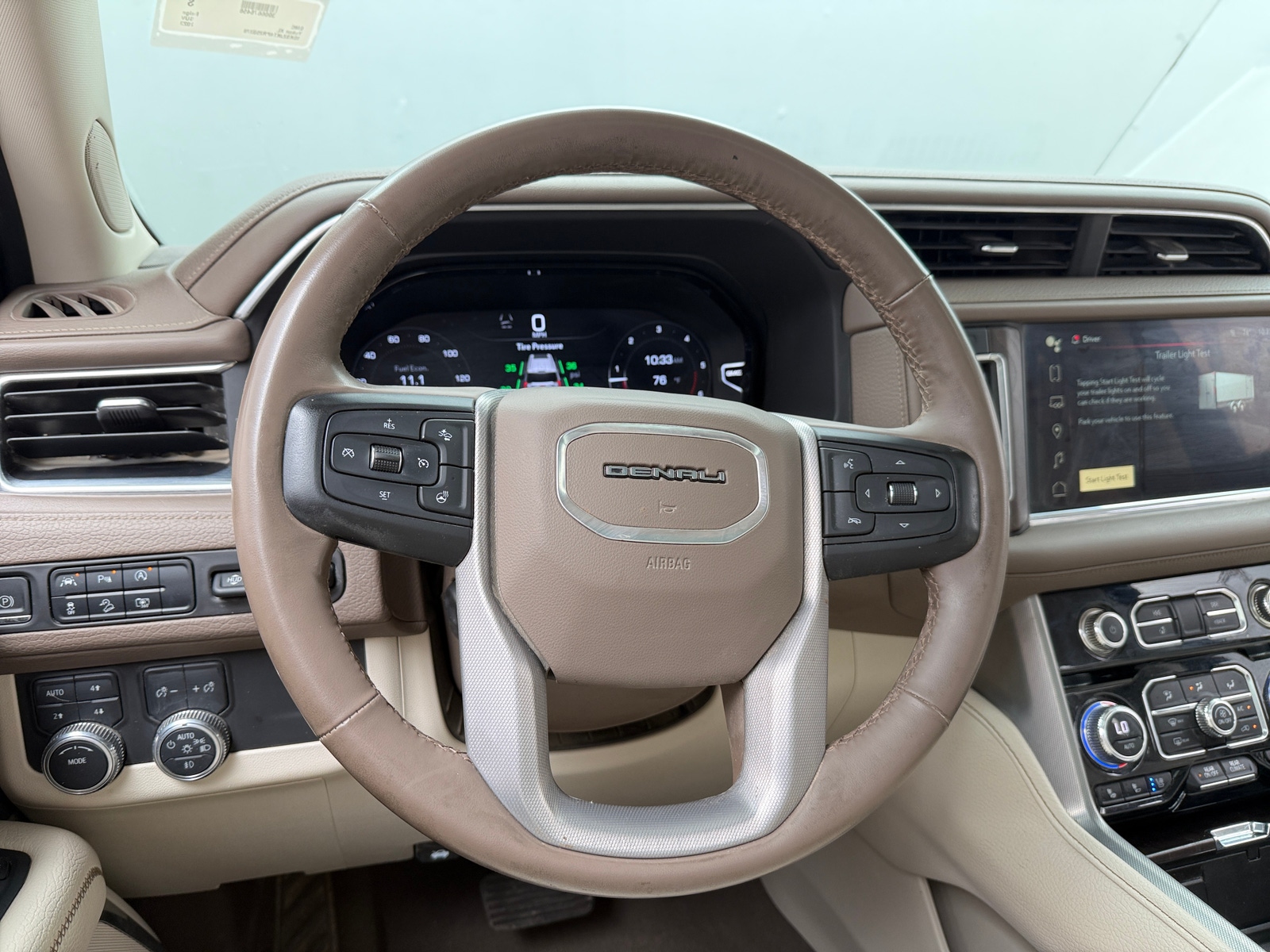 Thumbnail: 2023 GMC Yukon XL - 4