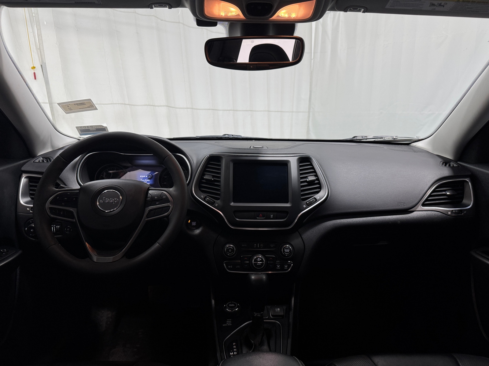 Thumbnail: 2022 Jeep Cherokee - 2