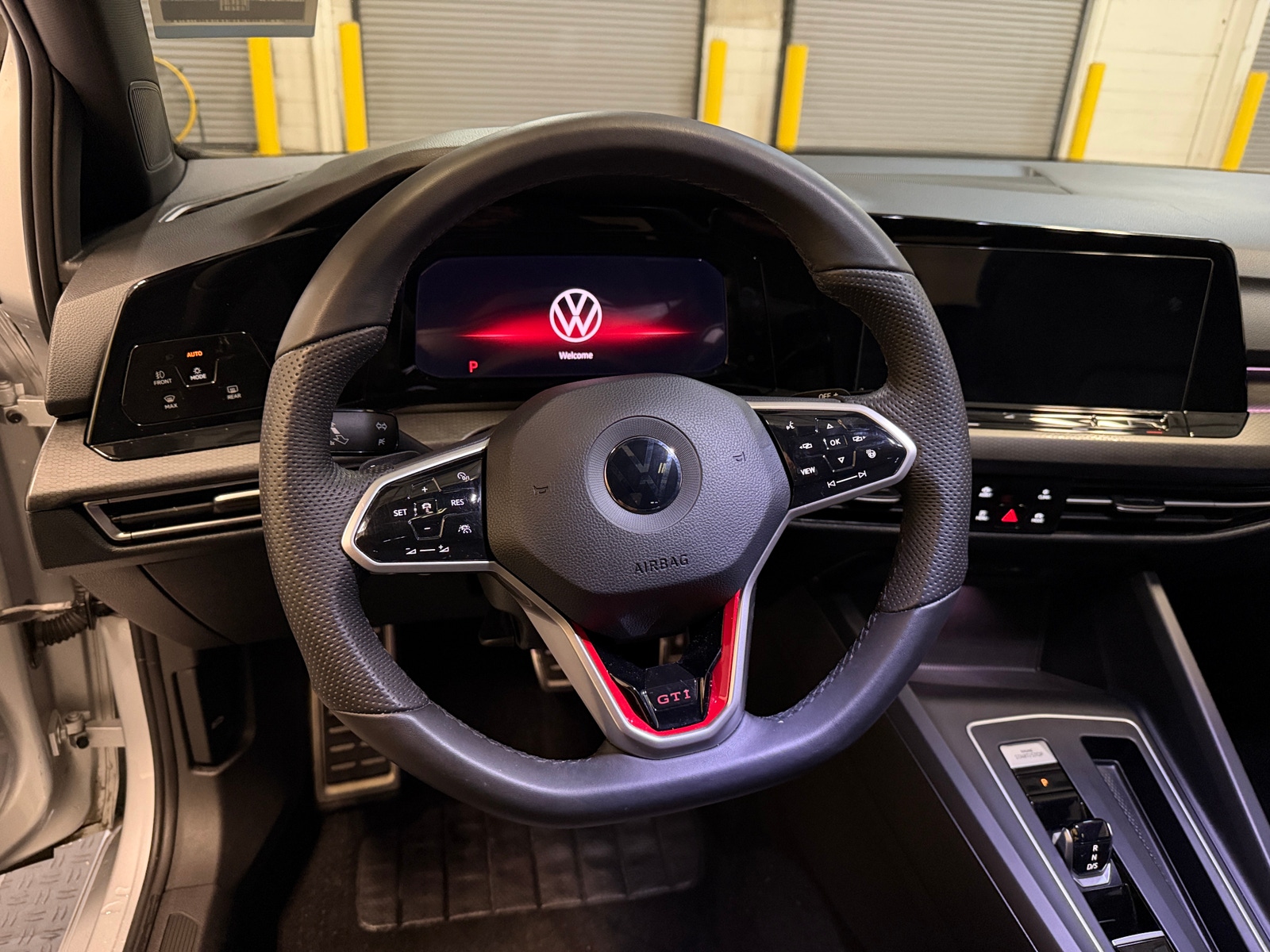 Thumbnail: 2022 Volkswagen Golf - 5