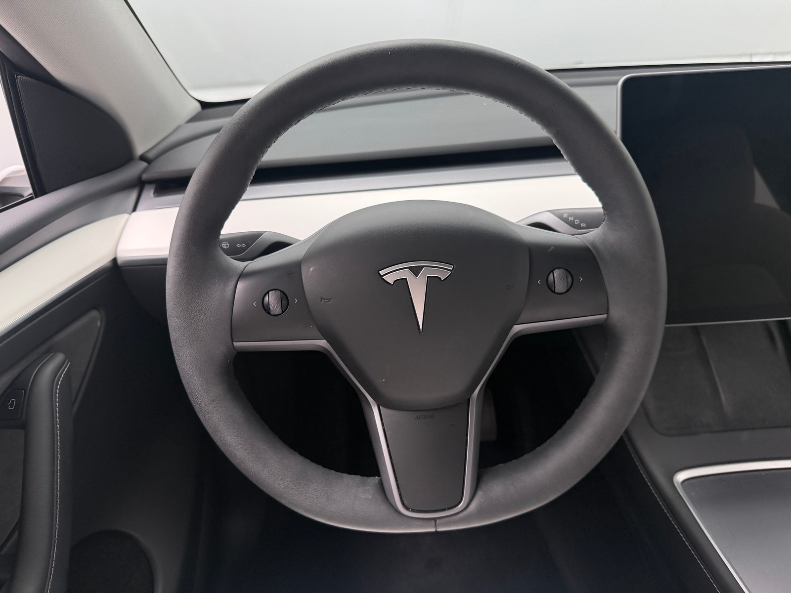 Thumbnail: 2023 Tesla Model Y - 4