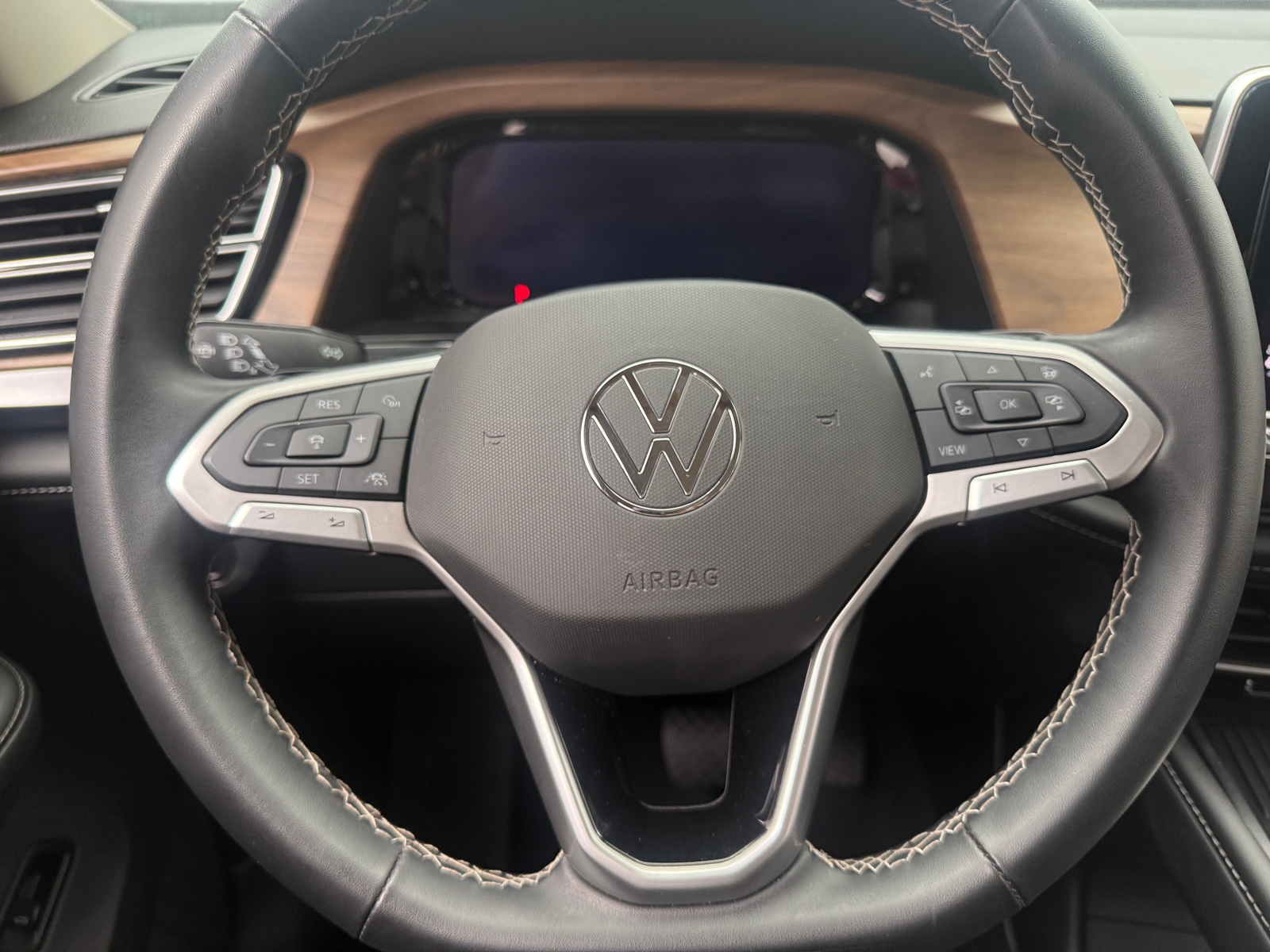 Thumbnail: 2025 Volkswagen Atlas - 4