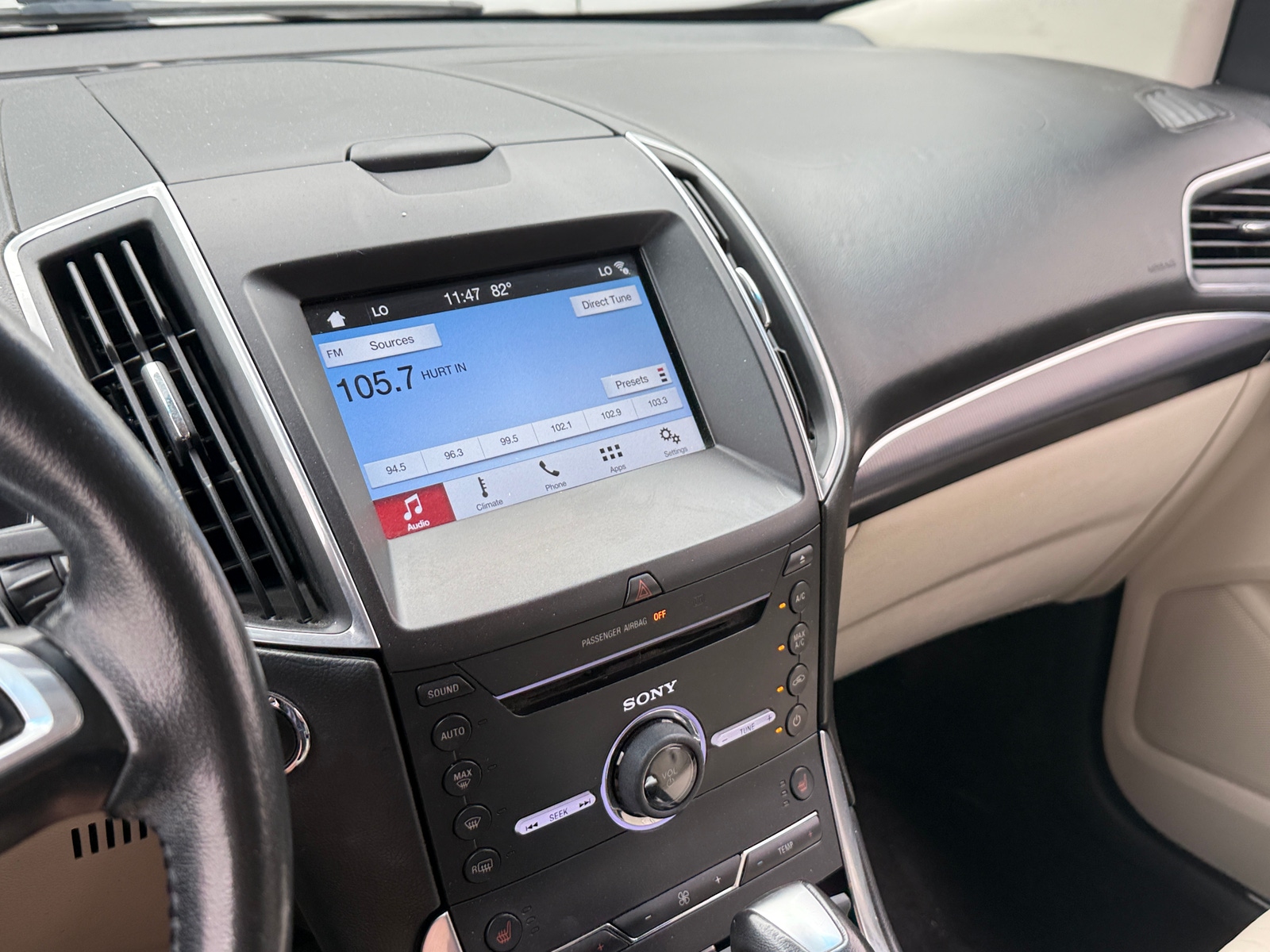 Thumbnail: 2016 Ford Edge - 3