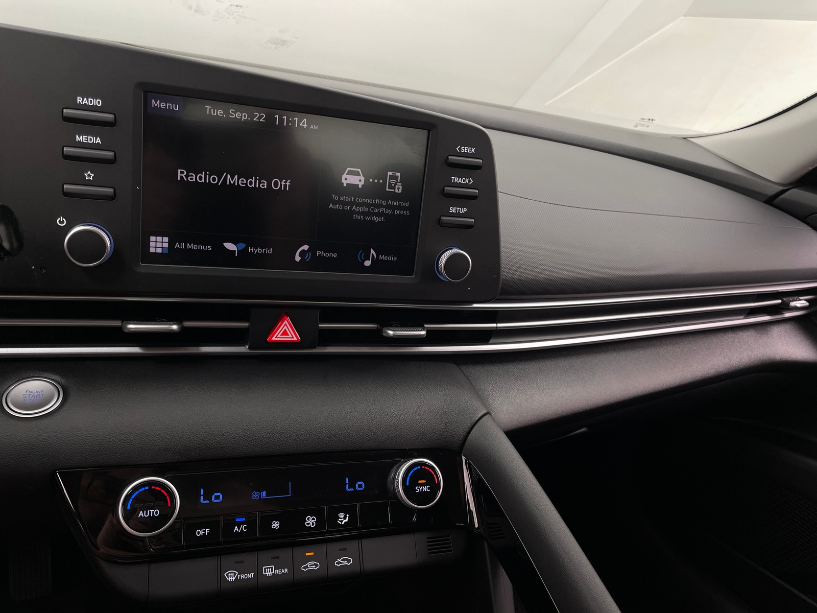 Thumbnail: 2026 Hyundai Elantra - 4