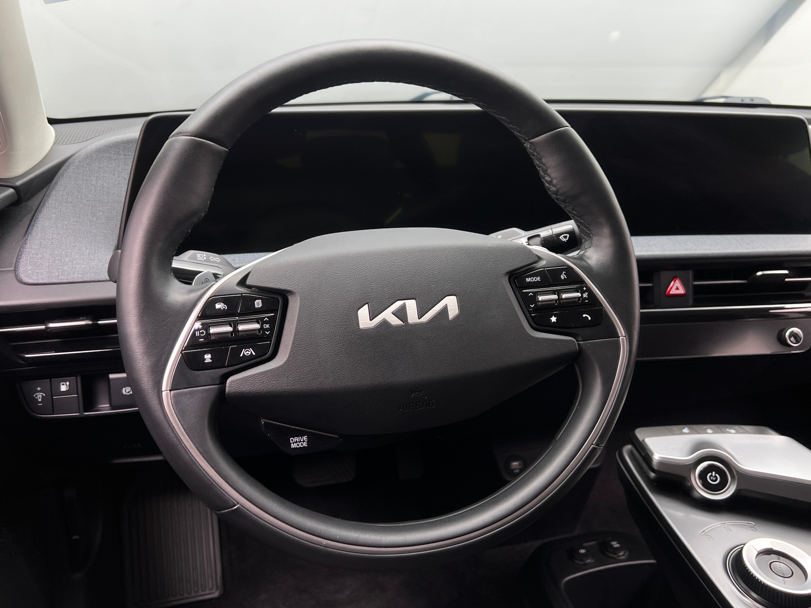 Thumbnail: 2024 Kia EV6 - 4