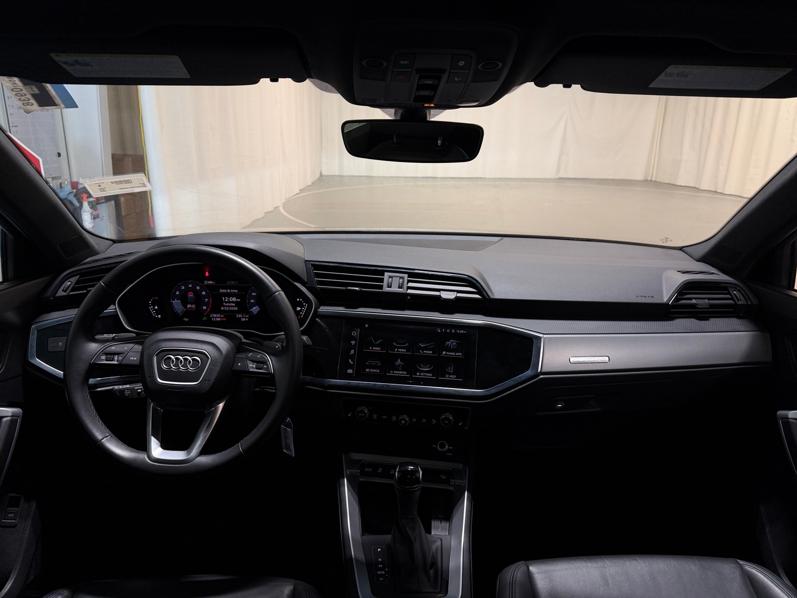 Thumbnail: 2025 Audi Q3 - 3