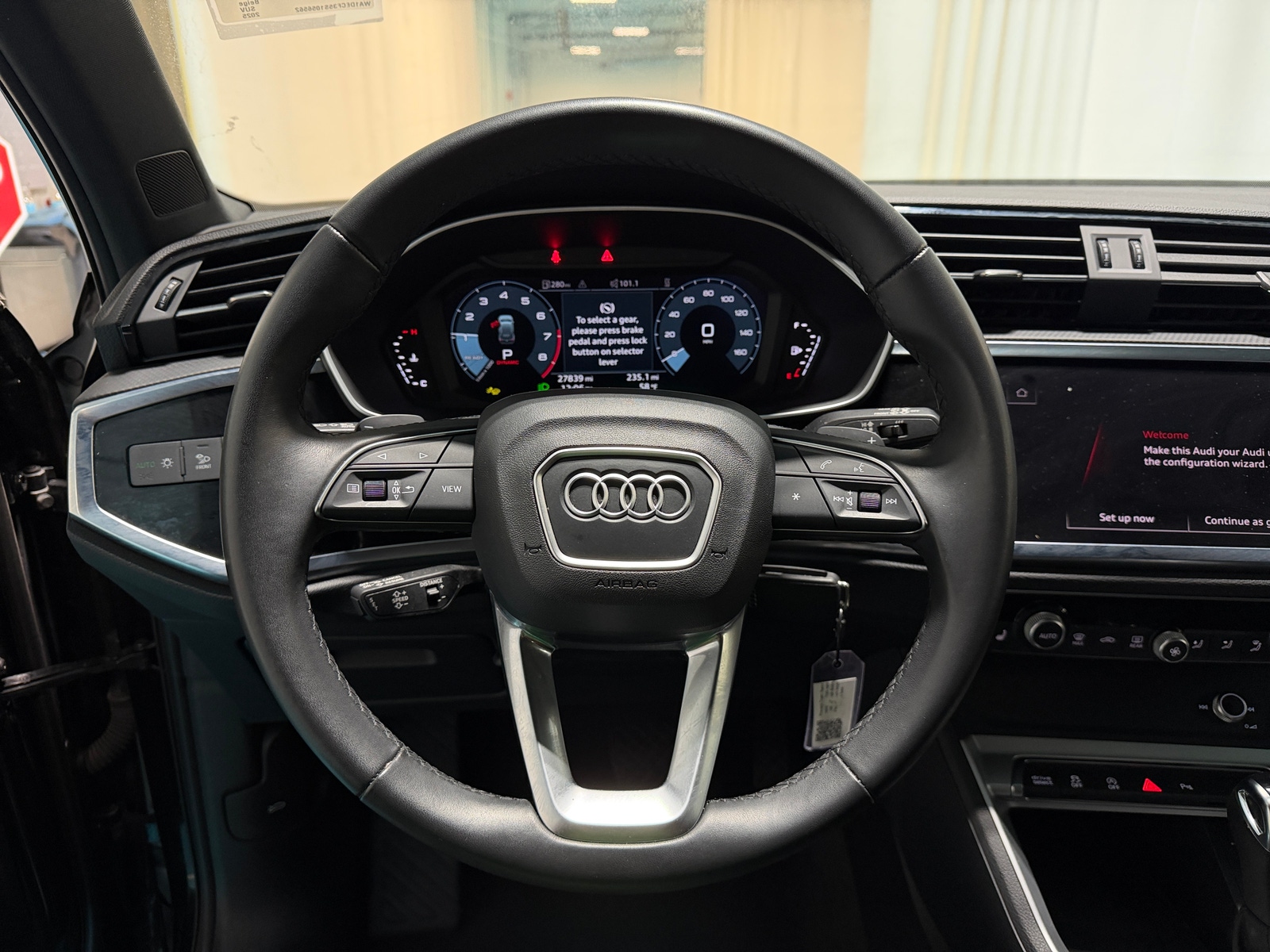 Thumbnail: 2025 Audi Q3 - 5