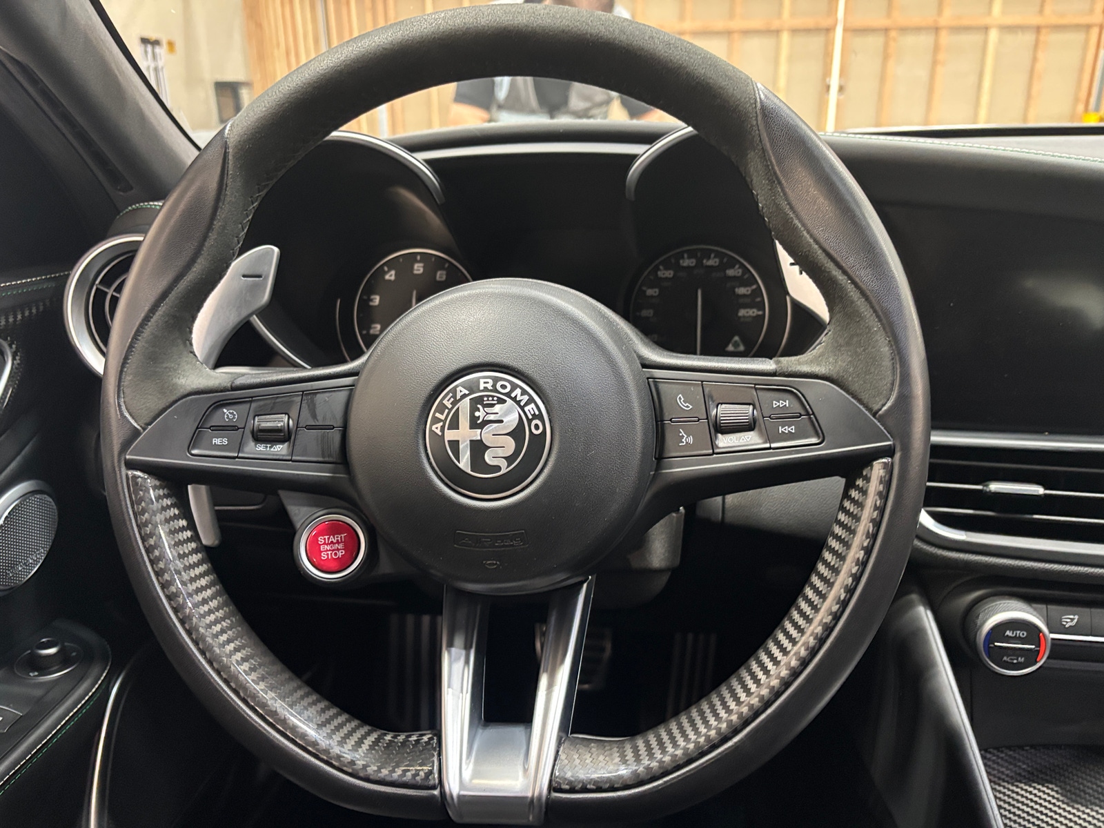 Thumbnail: 2018 Alfa Romeo Giulia - 4