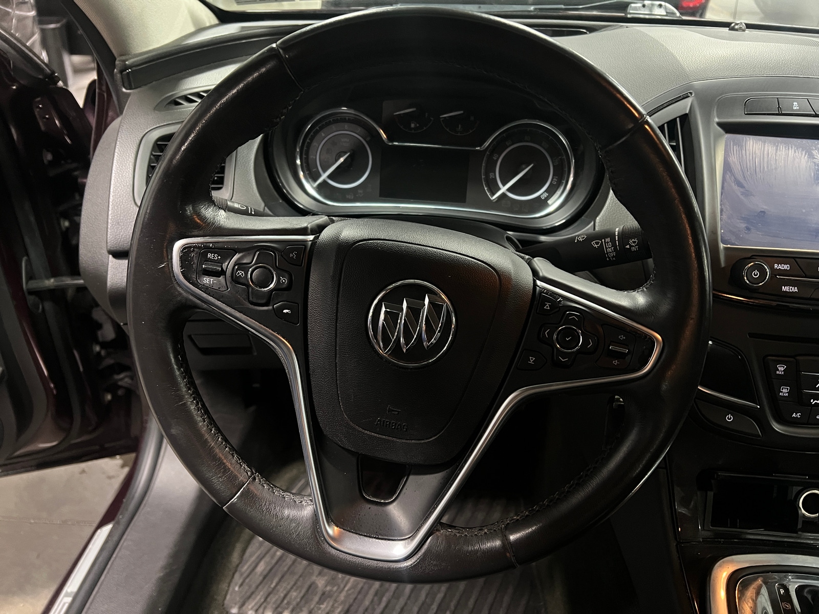 Thumbnail: 2017 Buick Regal - 4
