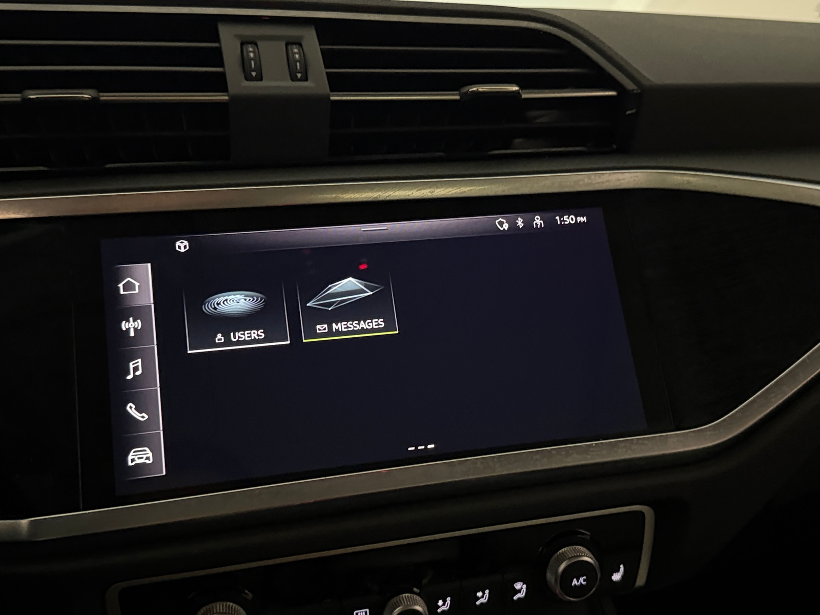 Thumbnail: 2023 Audi Q3 - 4