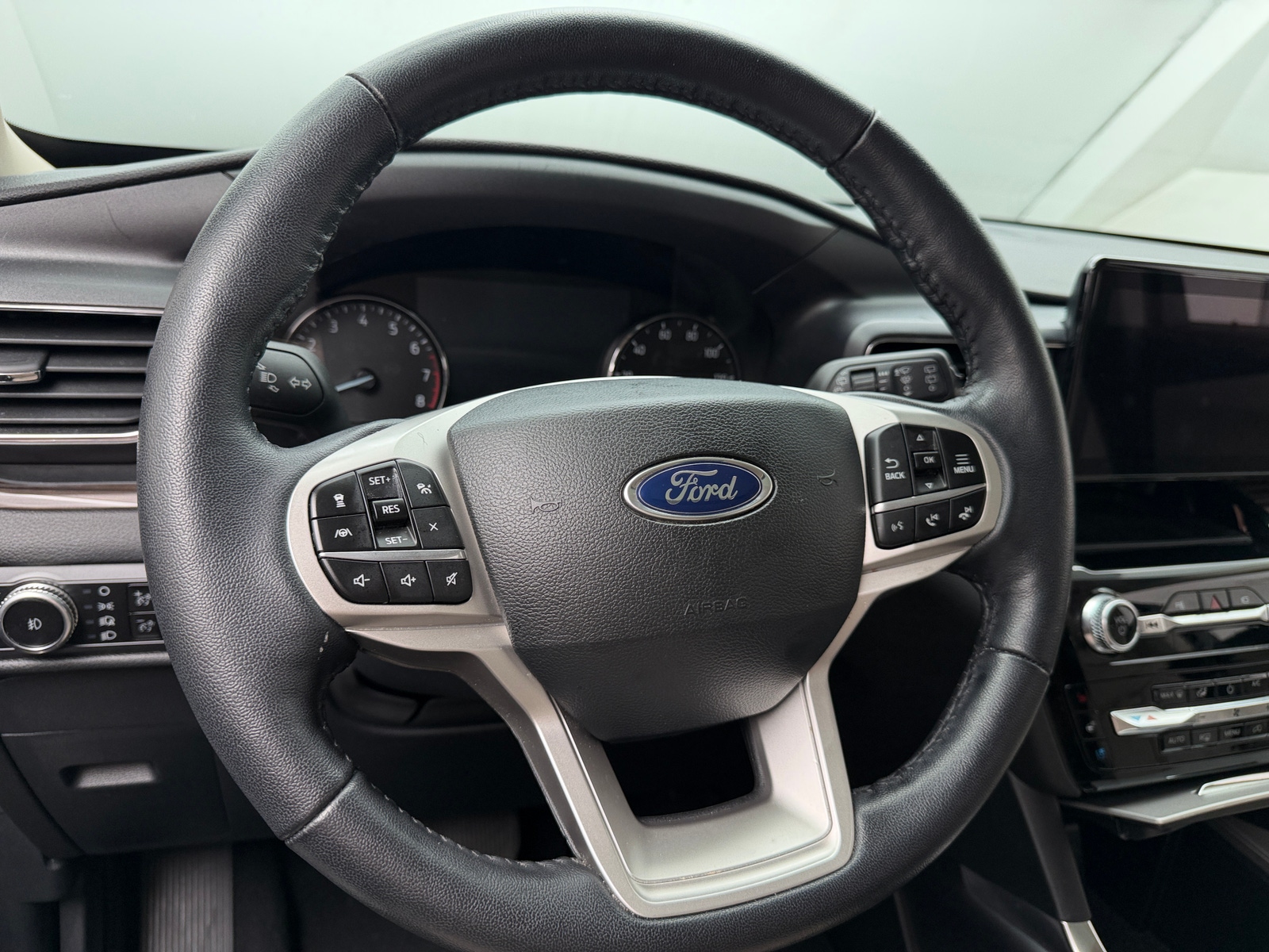 Thumbnail: 2023 Ford Explorer - 3