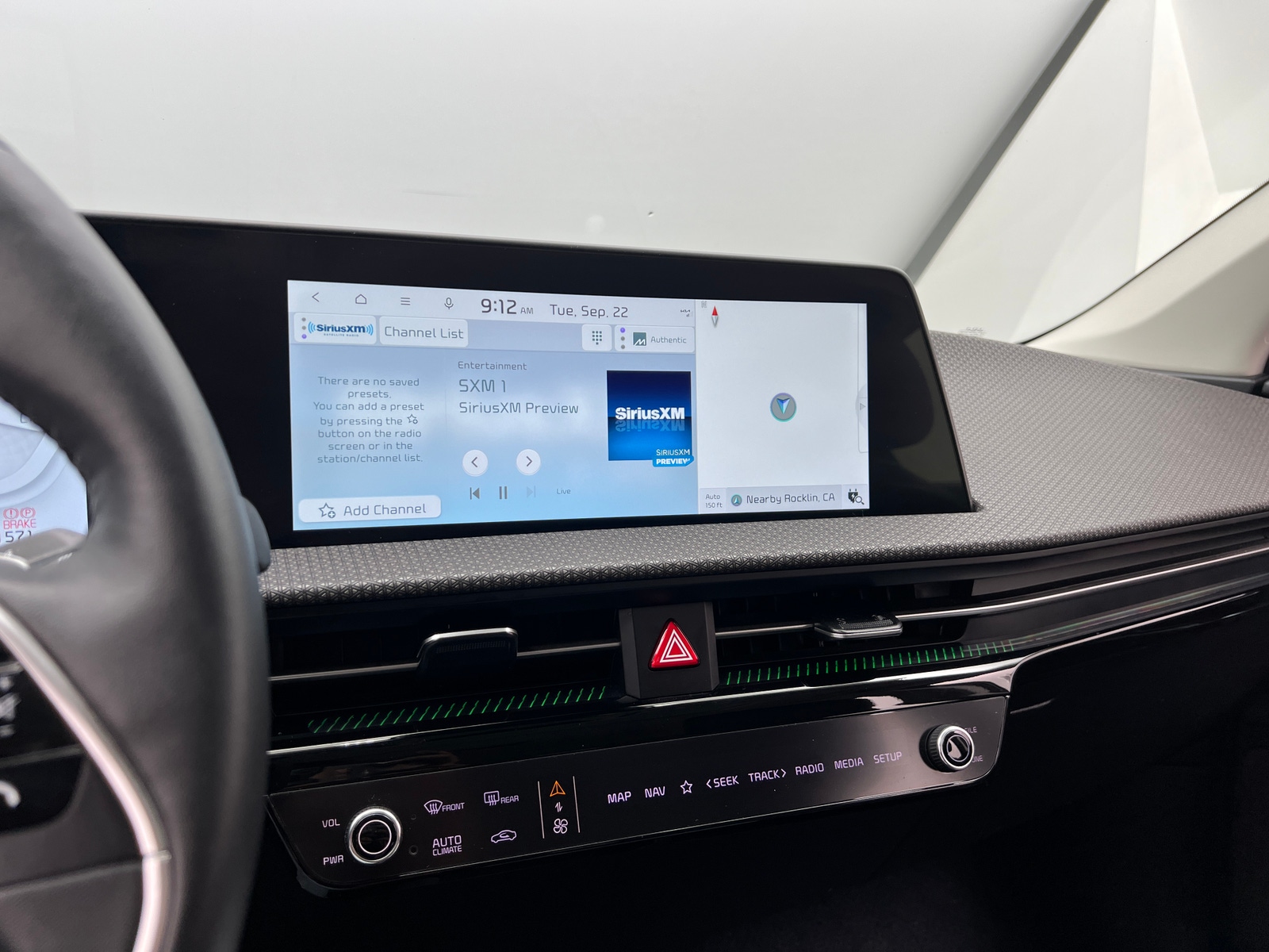 Thumbnail: 2022 Kia EV6 - 3