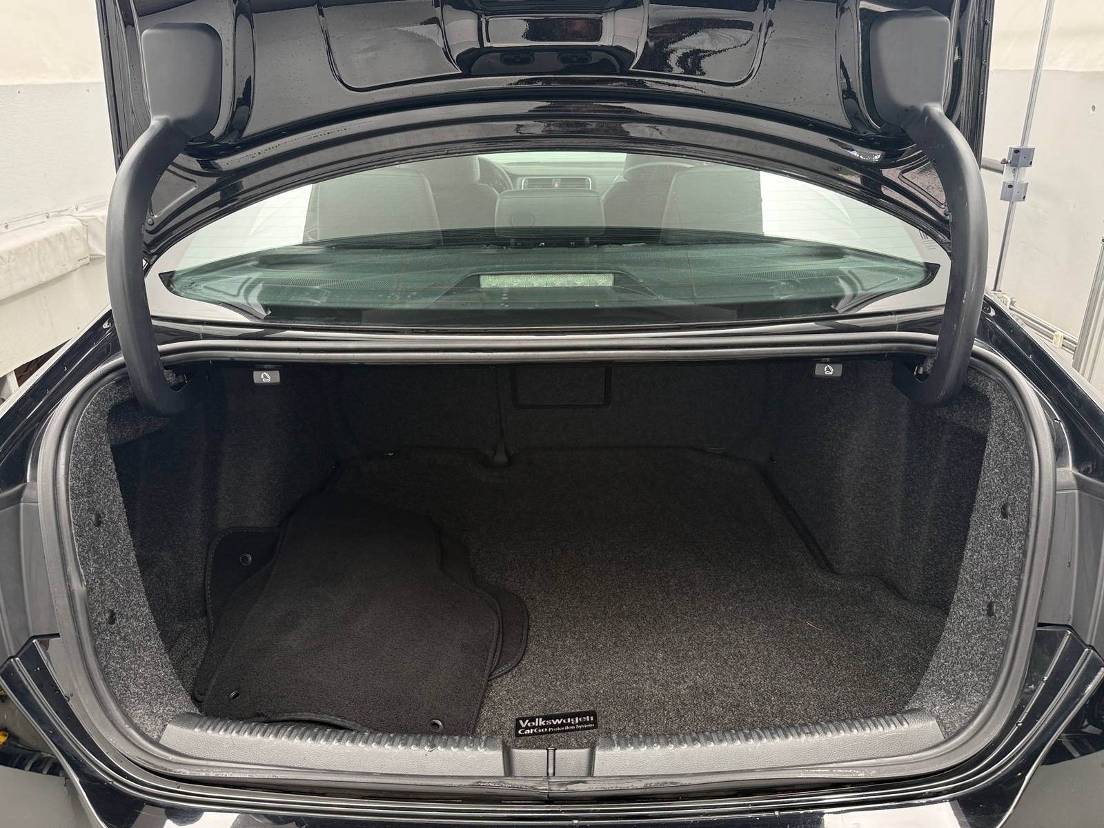 Thumbnail: 2014 Volkswagen Jetta - 6