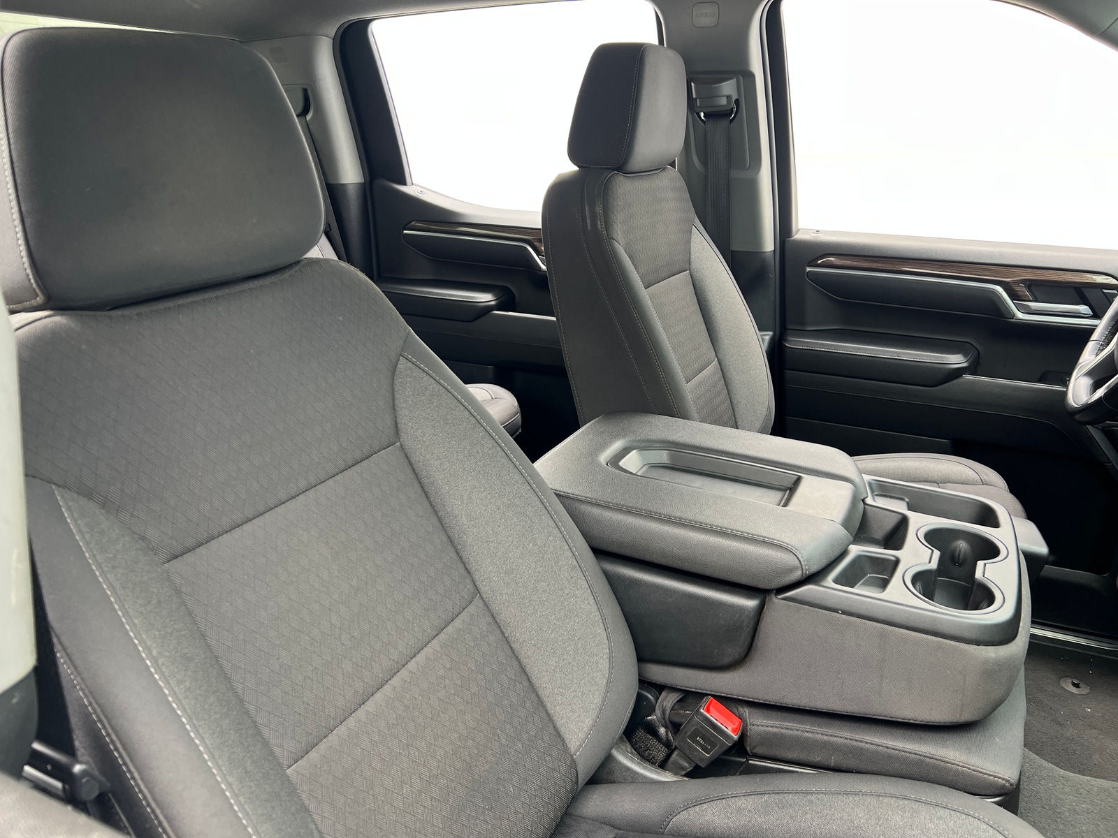 Thumbnail: 2025 Chevrolet Silverado 1500 - 2