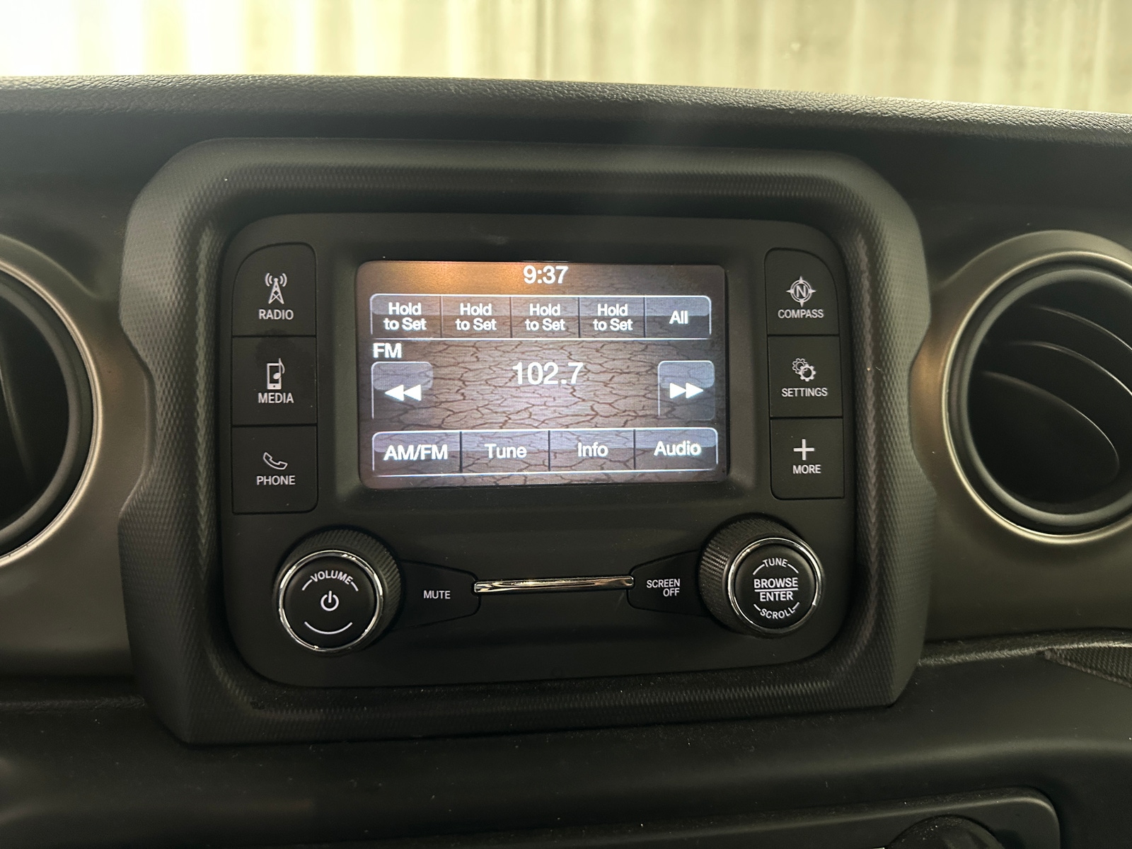Thumbnail: 2019 Jeep Wrangler - 4