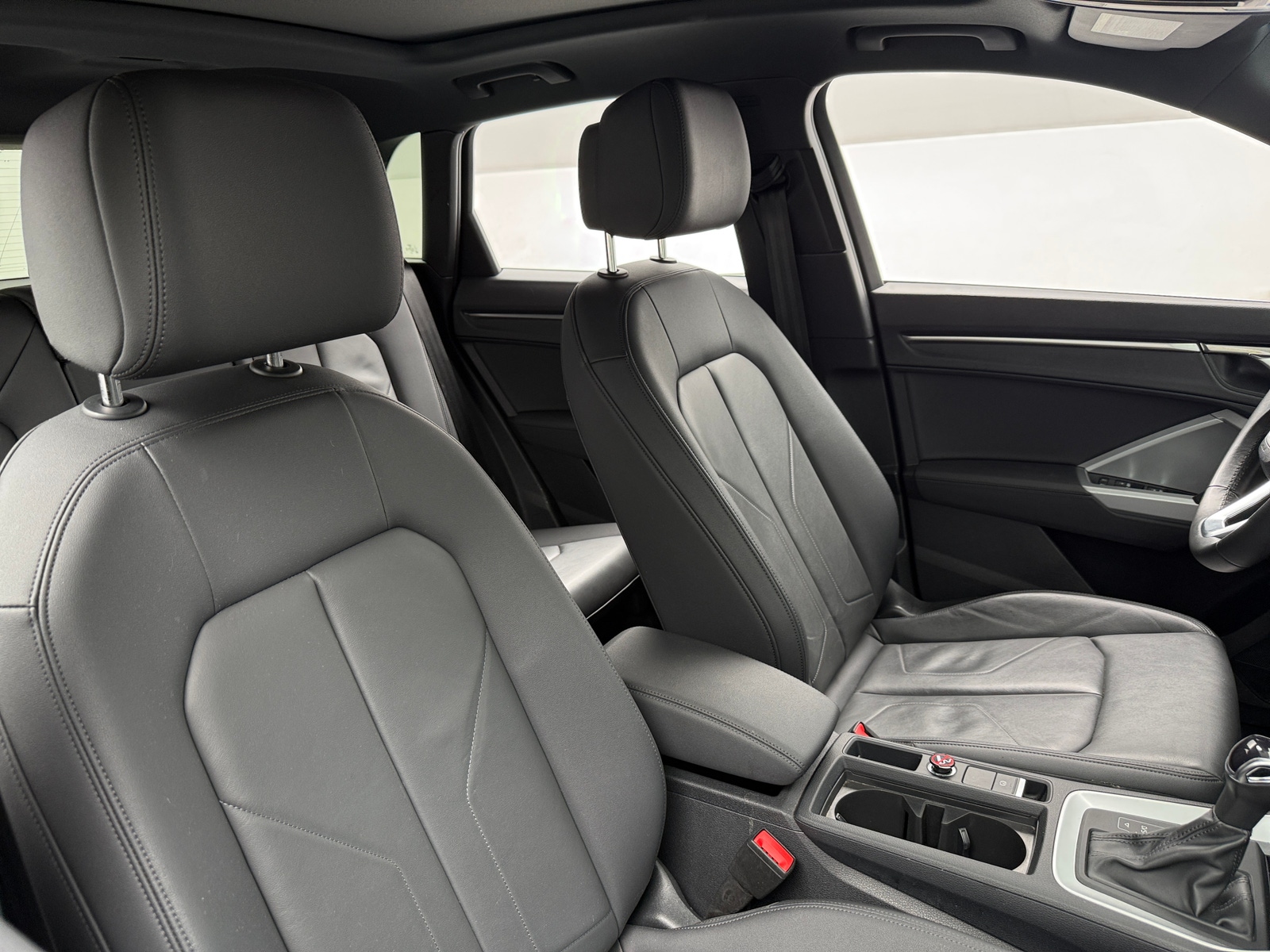 Thumbnail: 2025 Audi Q3 - 2