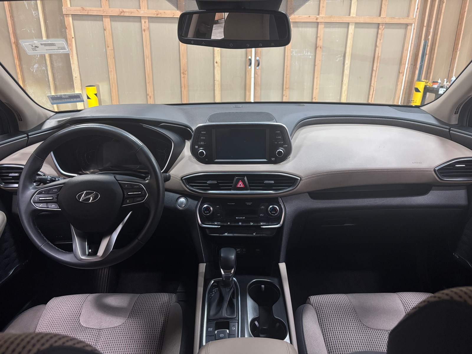 Thumbnail: 2019 Hyundai Santa Fe - 3