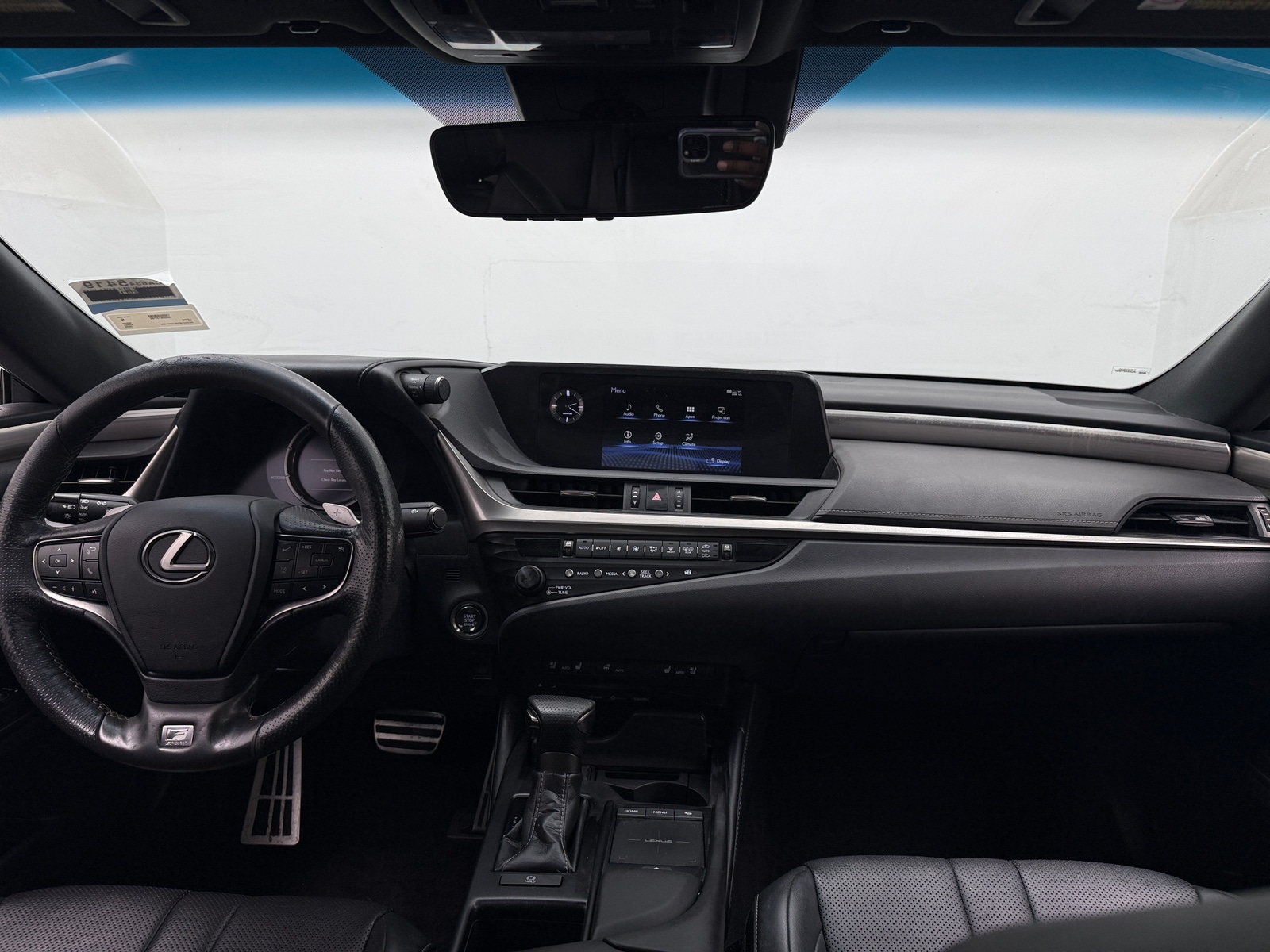 Thumbnail: 2020 Lexus ES - 2