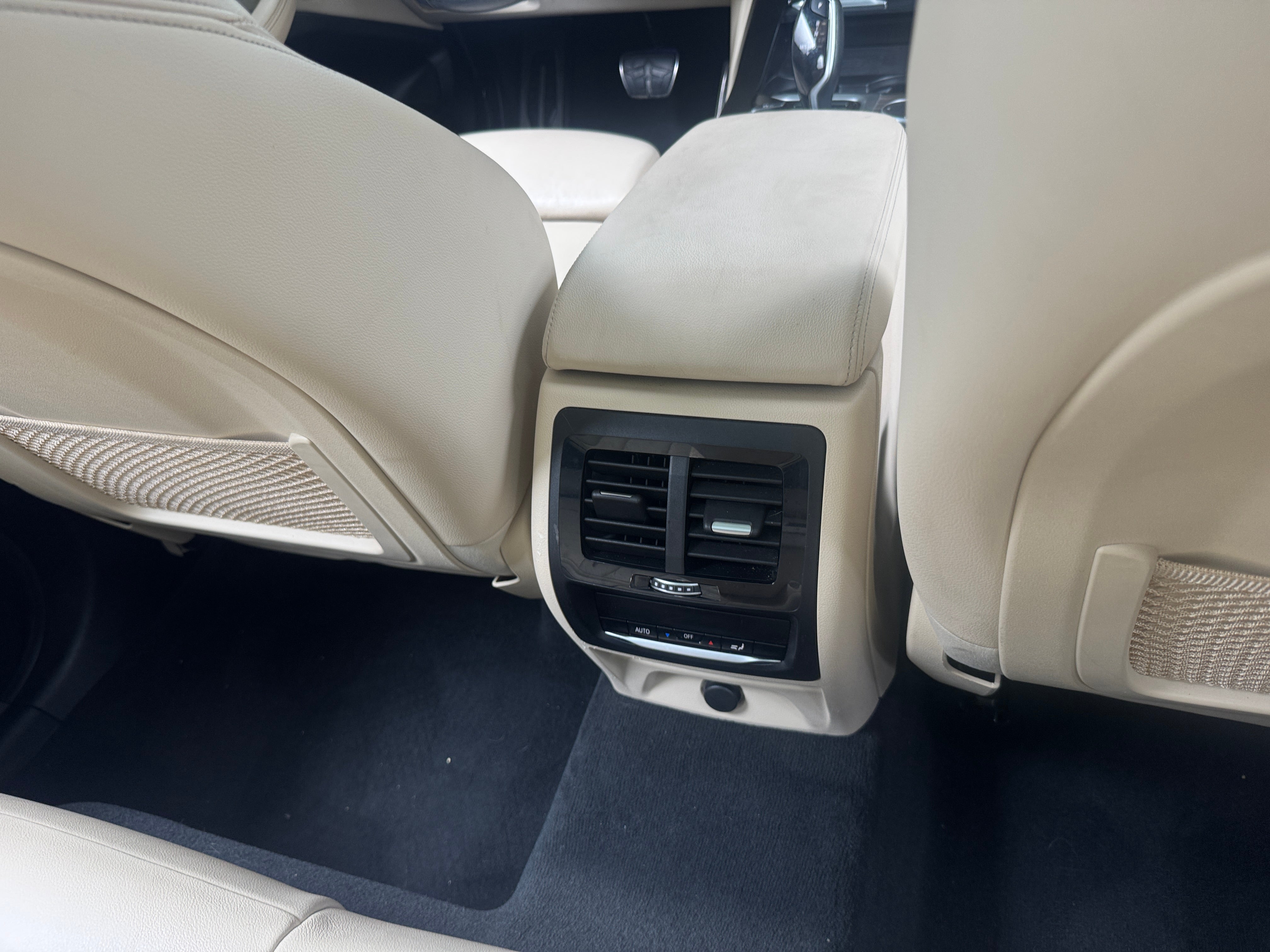 2019 BMW X3 30i - Photo 6