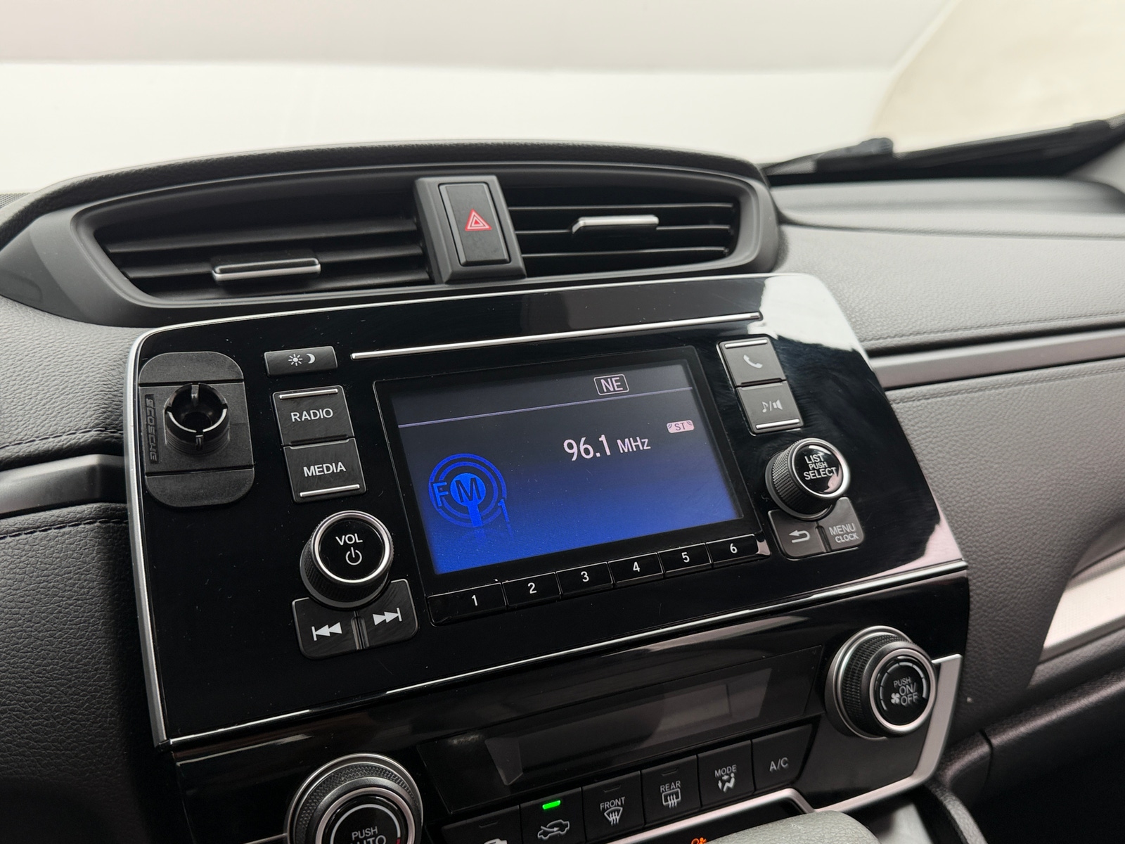 Thumbnail: 2020 Honda CR-V - 4
