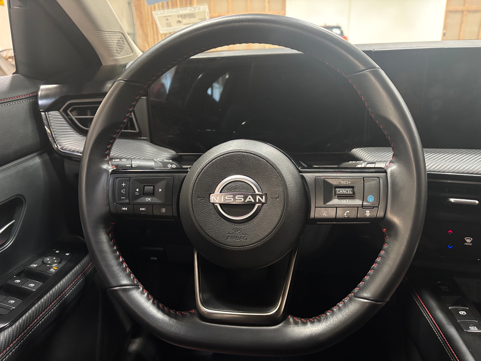 Thumbnail: 2025 Nissan Kicks - 4
