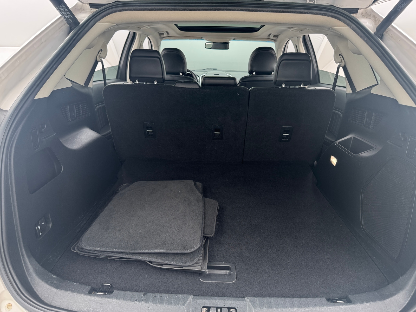 Thumbnail: 2018 Ford Edge - 6