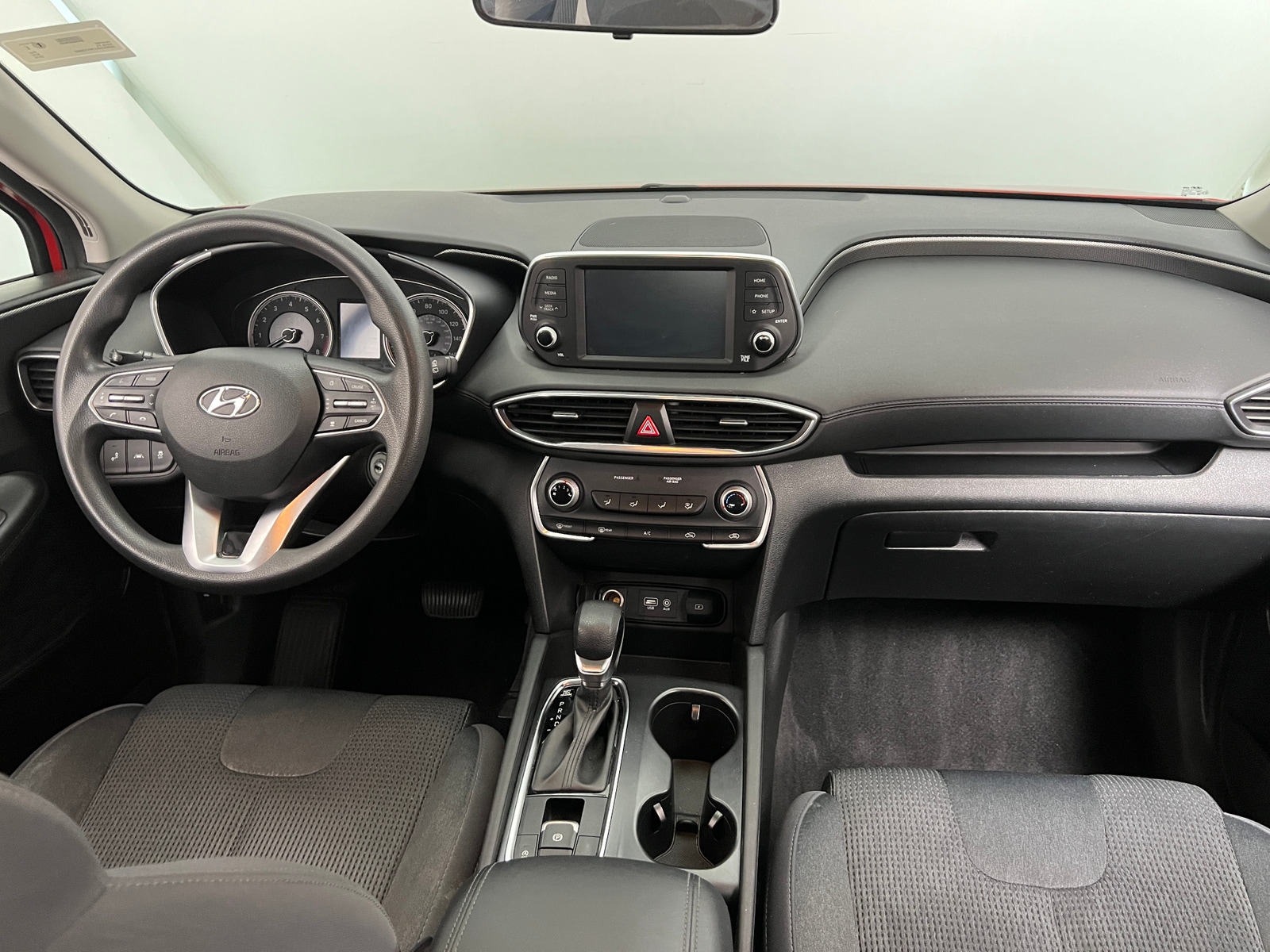 Thumbnail: 2019 Hyundai Santa Fe - 3