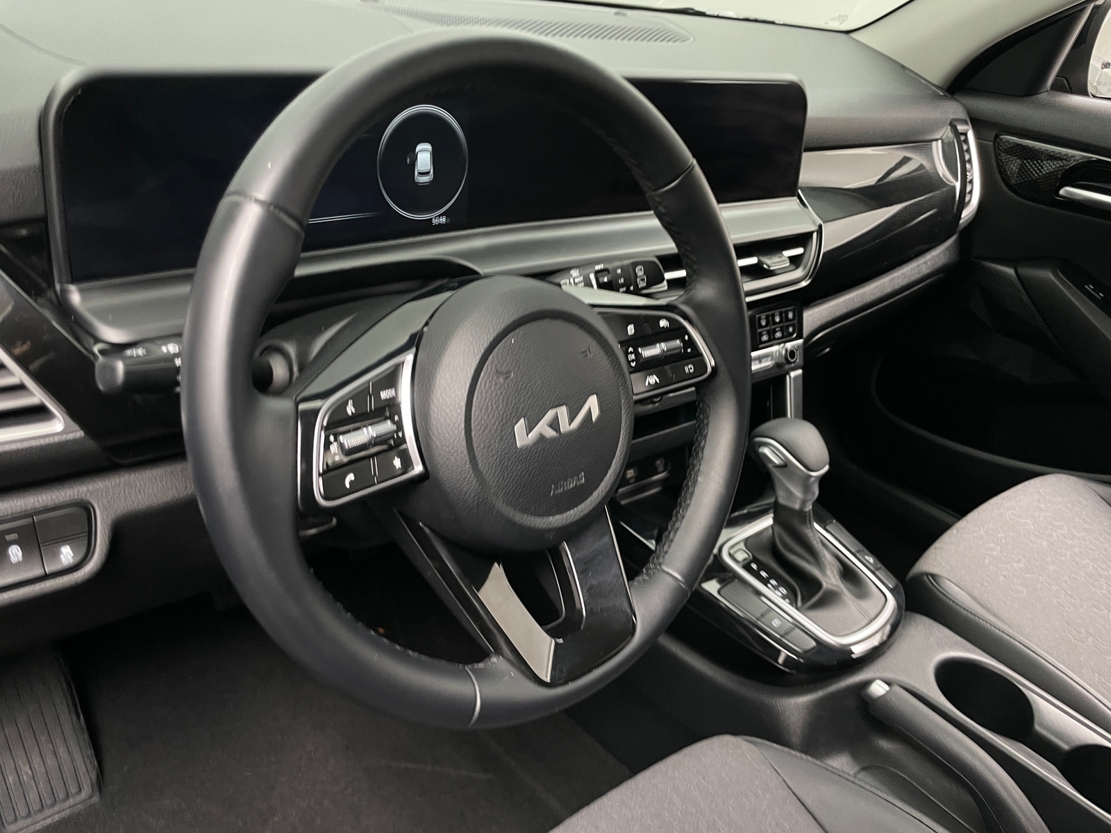 Thumbnail: 2024 Kia Seltos - 4