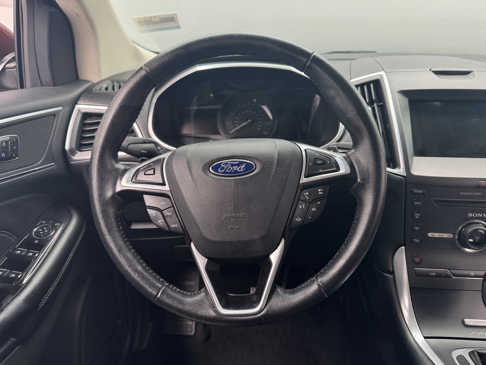 Thumbnail: 2016 Ford Edge - 4
