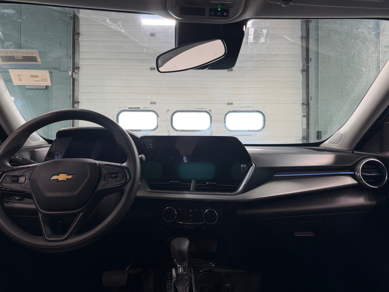 Thumbnail: 2025 Chevrolet Trax - 2