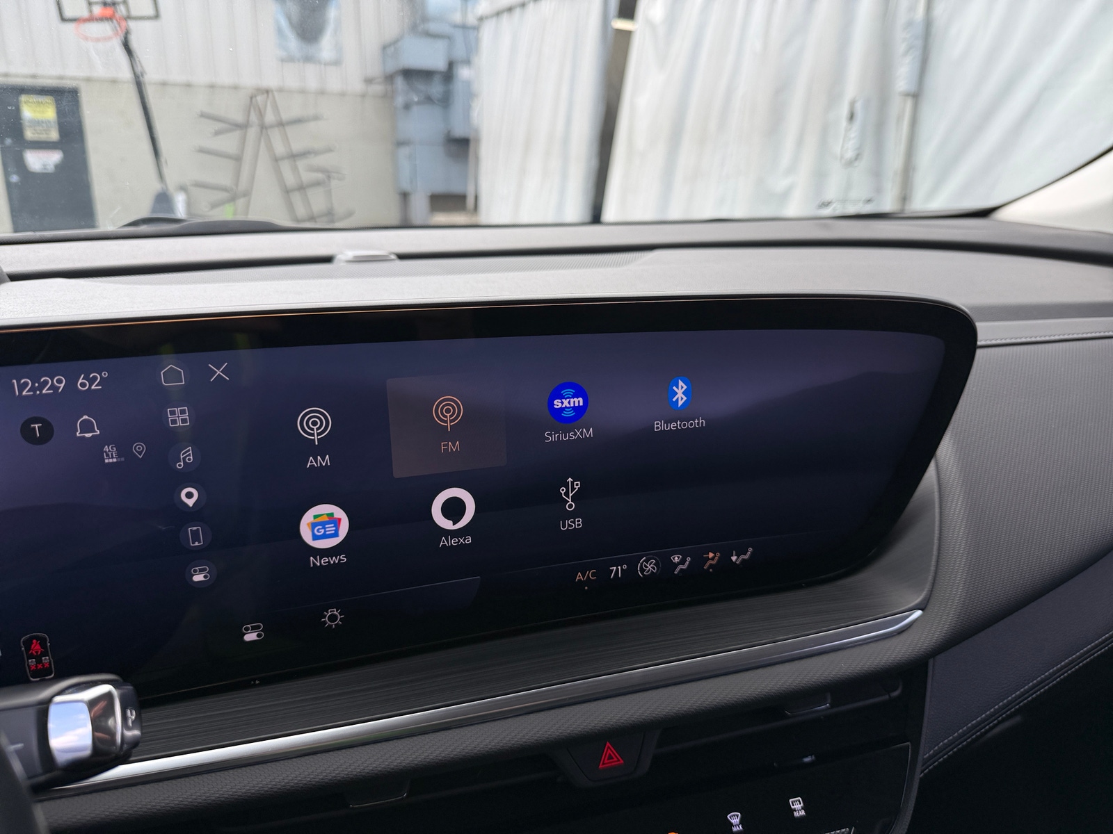 Thumbnail: 2024 Buick Envision - 3
