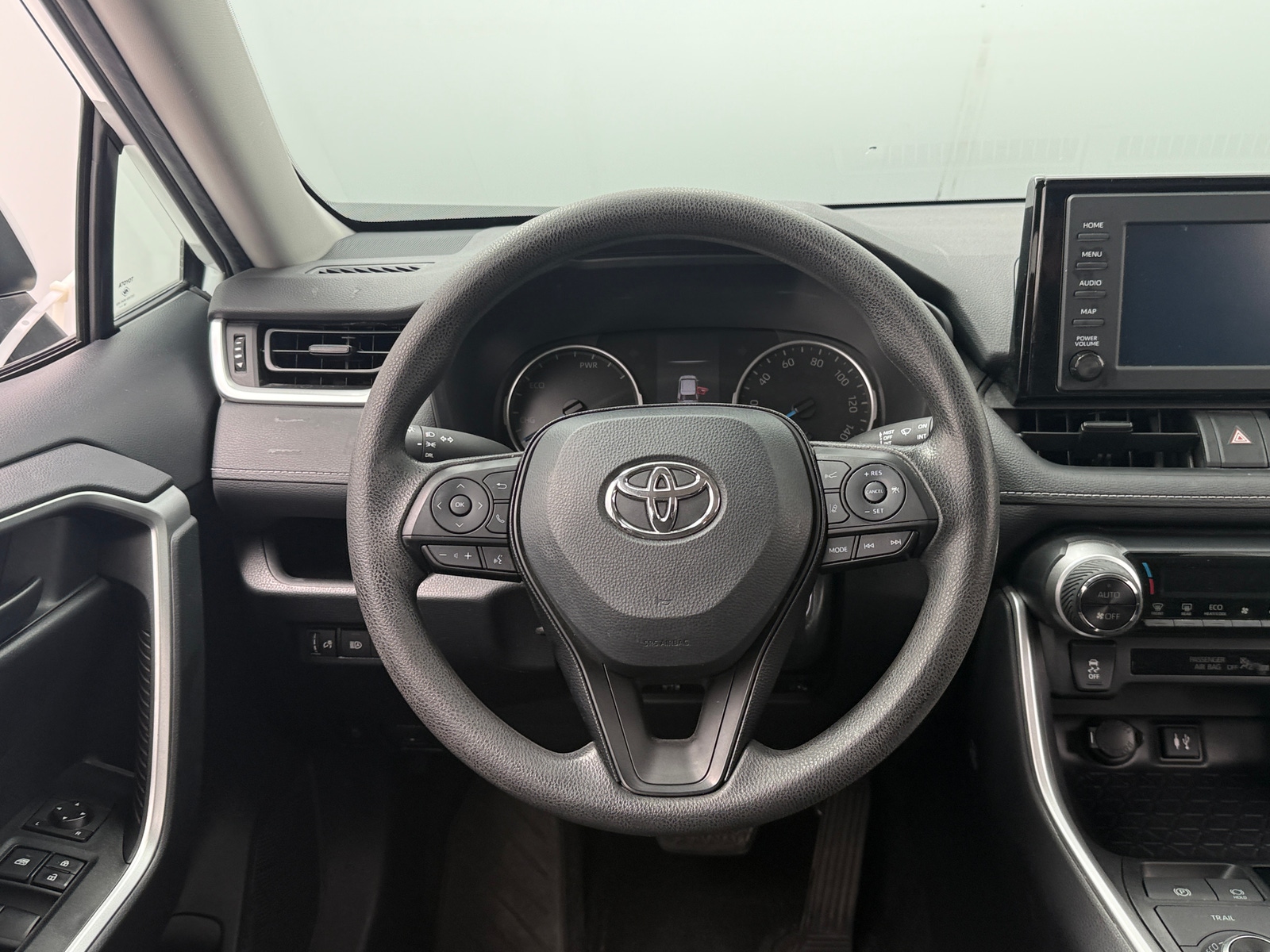 Thumbnail: 2019 Toyota RAV4 - 5