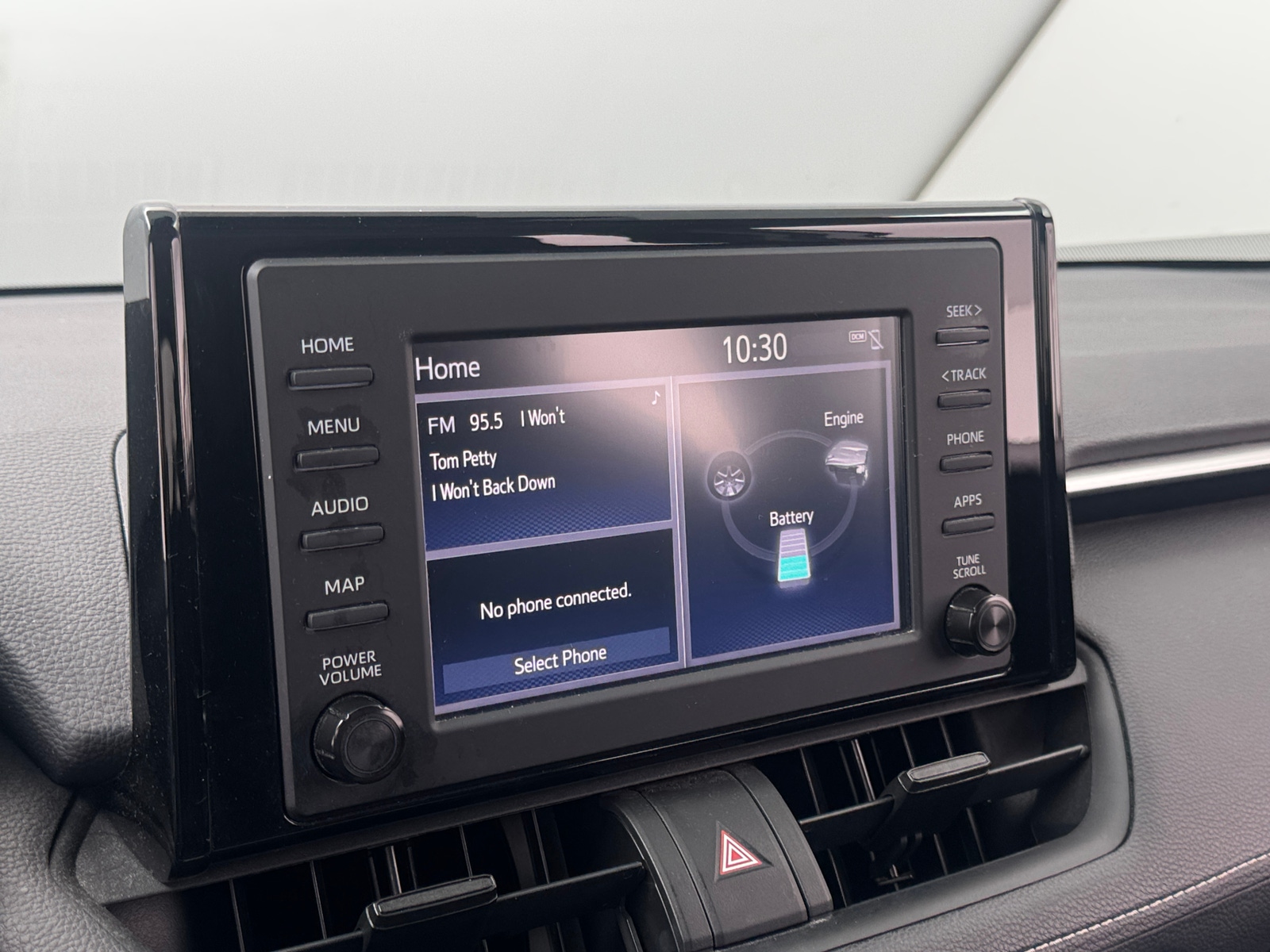Thumbnail: 2019 Toyota RAV4 - 4