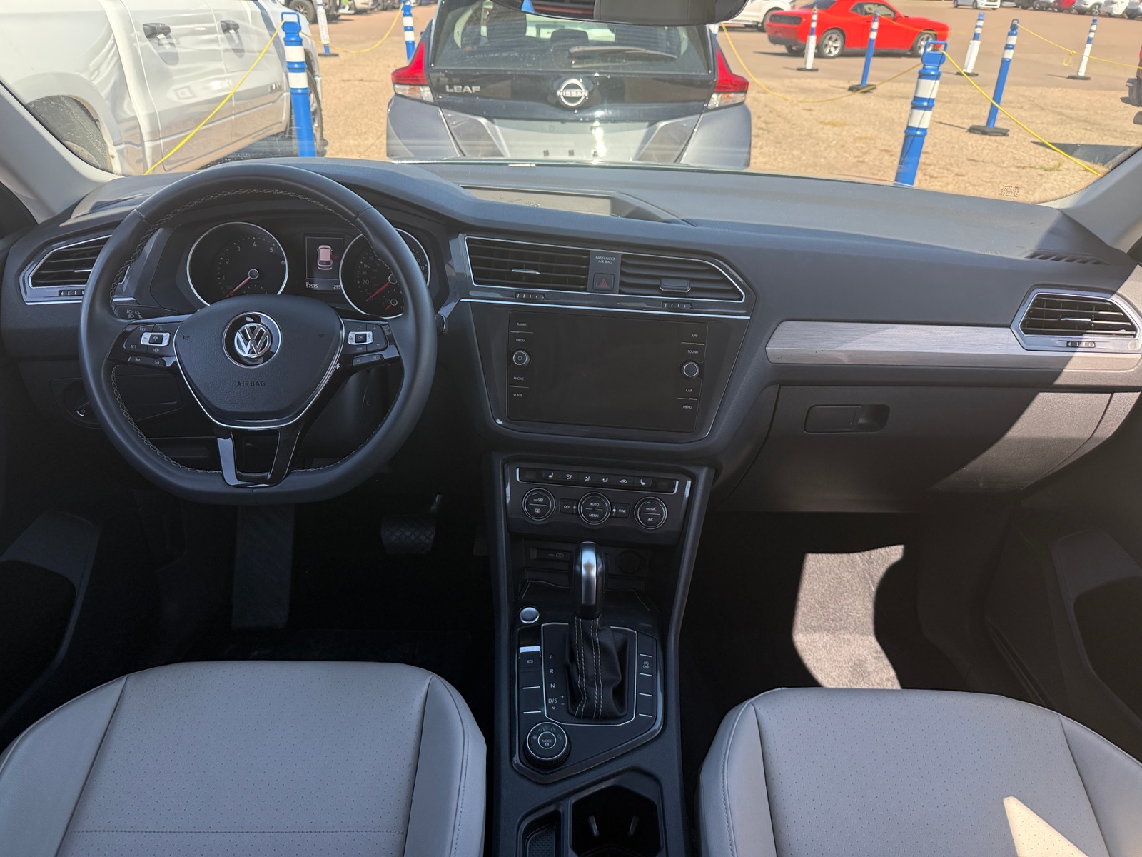 Thumbnail: 2021 Volkswagen Tiguan - 3