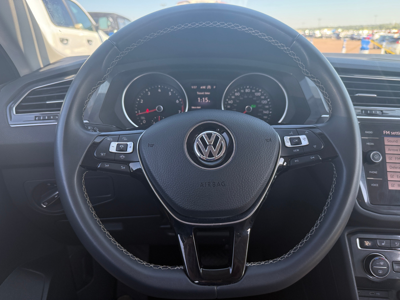 Thumbnail: 2021 Volkswagen Tiguan - 5
